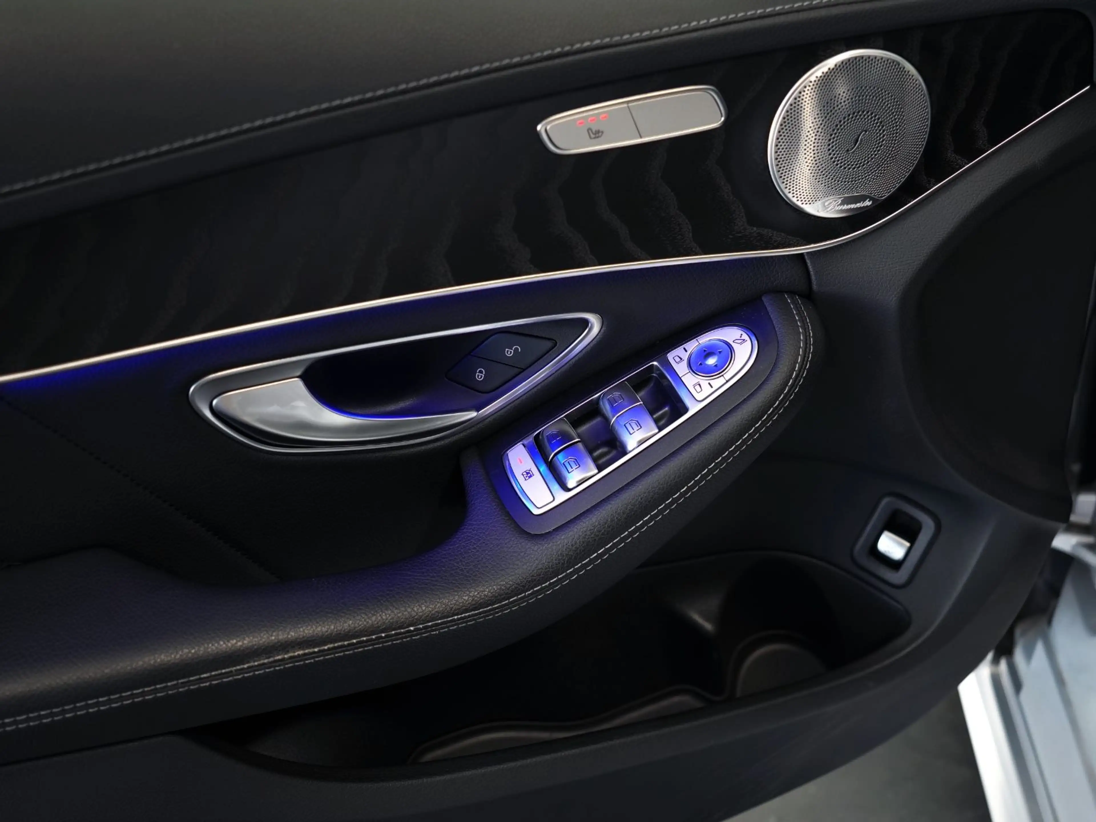 Mercedes-Benz C 300 AMG-LINE VIRTUAL/PANO/BURMESTER/360°/ACC — photo 15