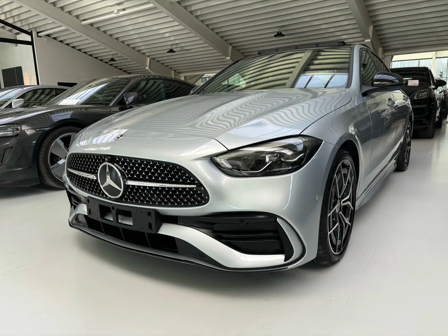 Mercedes-Benz C 200 d AMG Line MILD HYBRIDE FULL OPTION 12000KM FULL ! Argent - 2