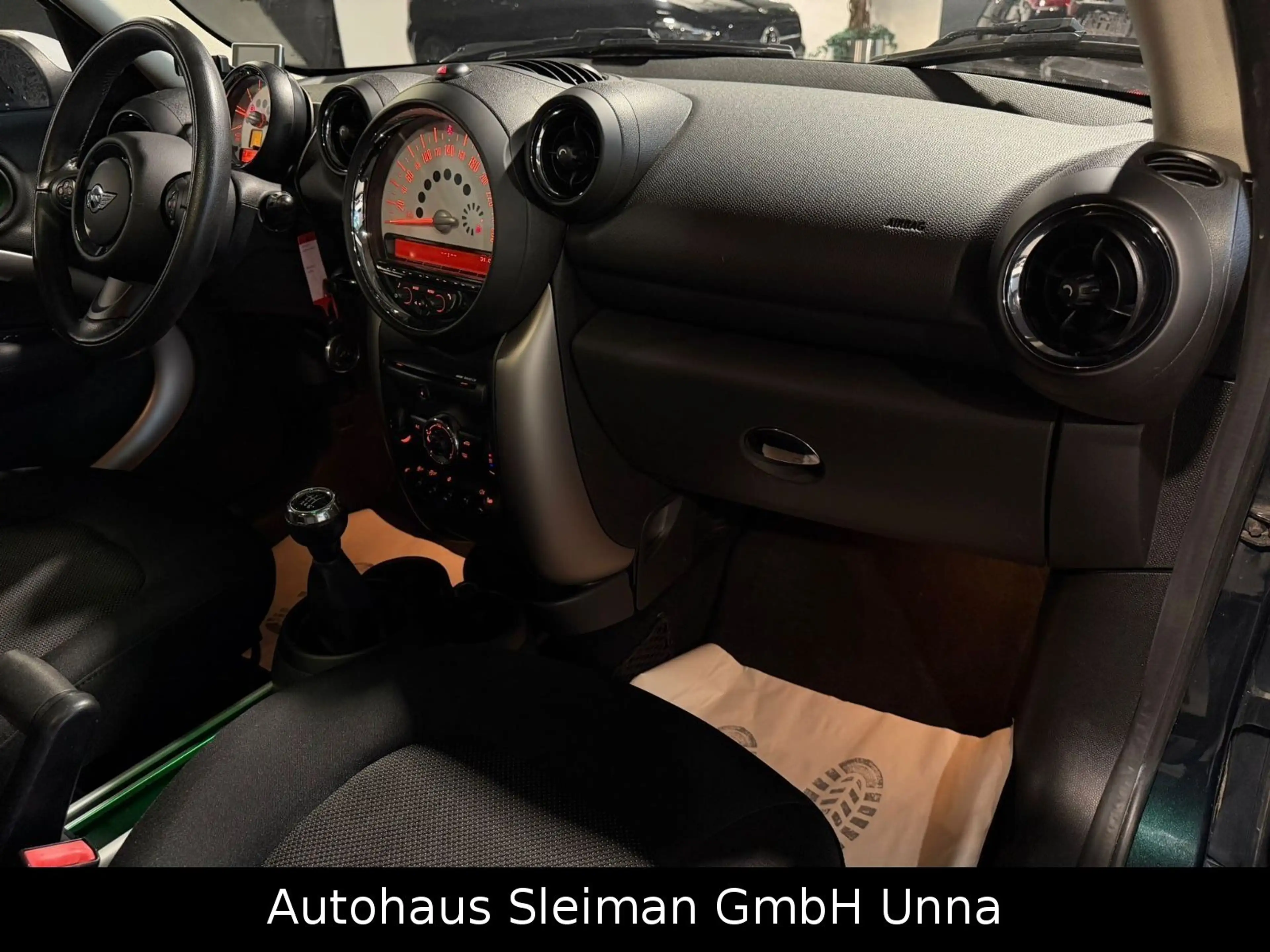MINI Cooper Countryman COOPER D Countryman Cooper D — photo 15