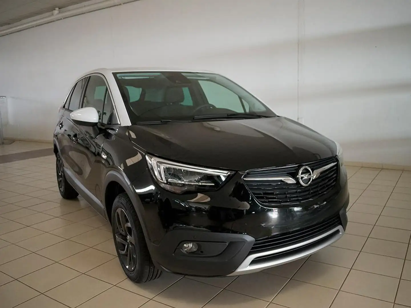 Opel Crossland X 1.2T S&S Design Line - 120 Aniversario 110 Negro - 1