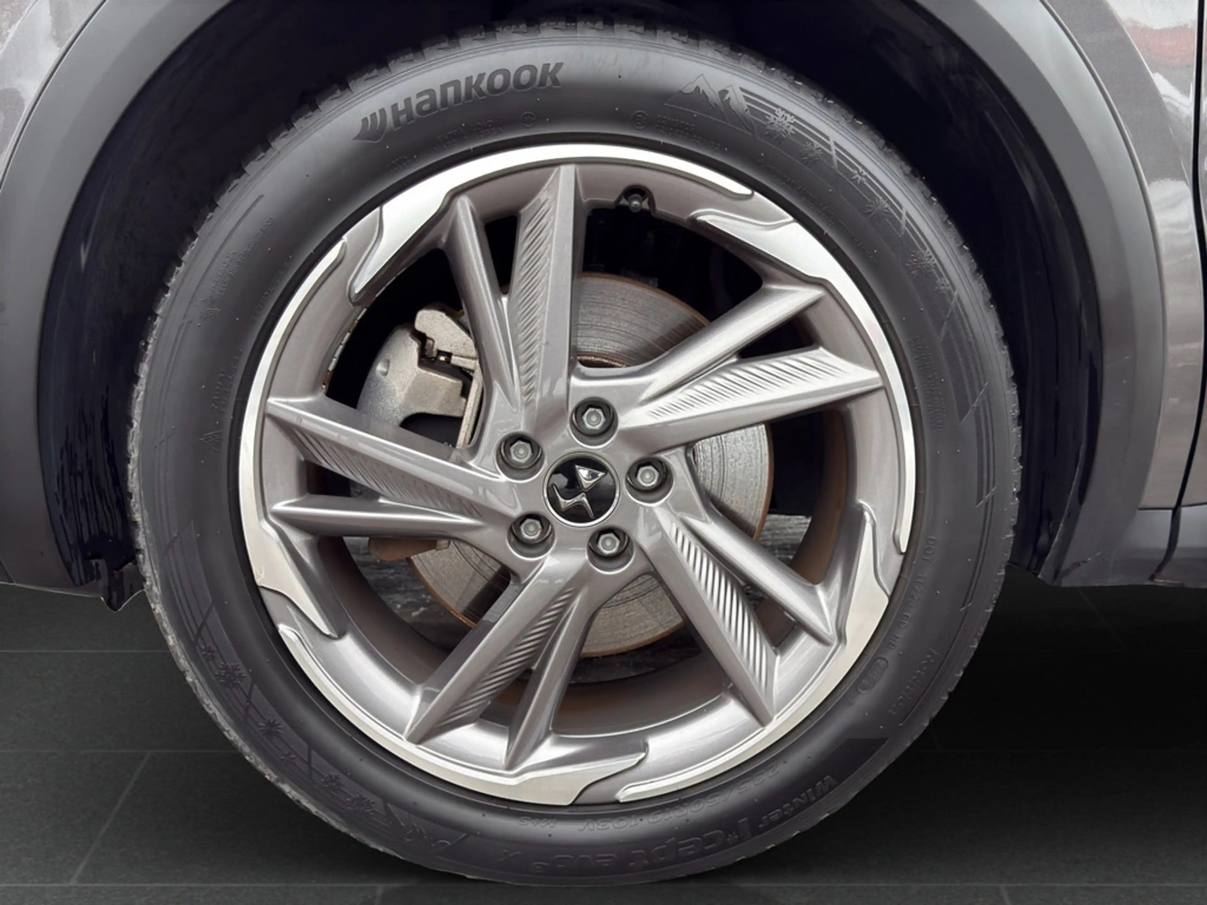 DS Automobiles DS 7 1.6 E-Tense 225 Bastille + — photo 9