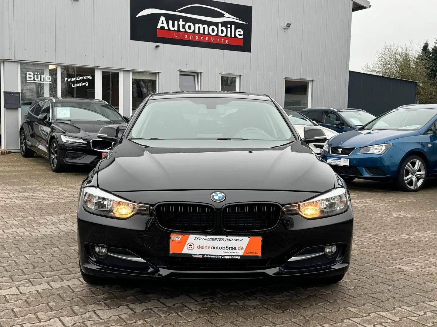 BMW 318 d Lim.  Sport-Line Schwarz - 2