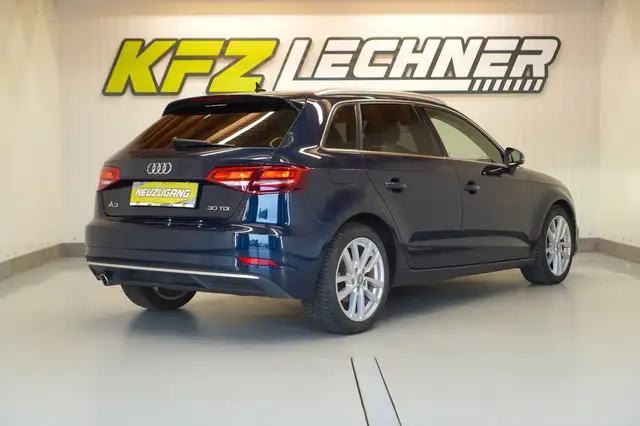 Audi A3 view 4