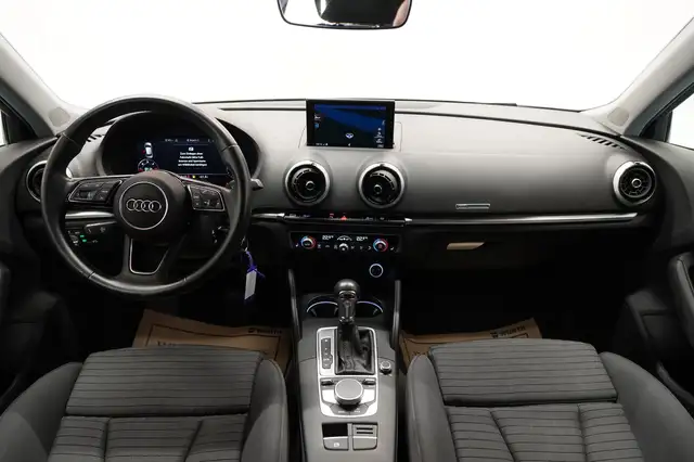 Audi A3 view 21