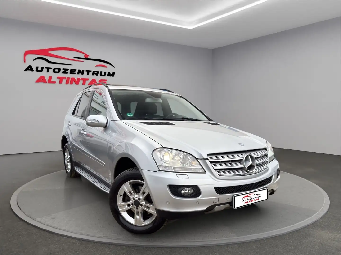Mercedes-Benz ML 280 CDI 4-MATIC*ESHD*NAVI*XEN*LEDER*SHZ*TEMP. Silber - 2