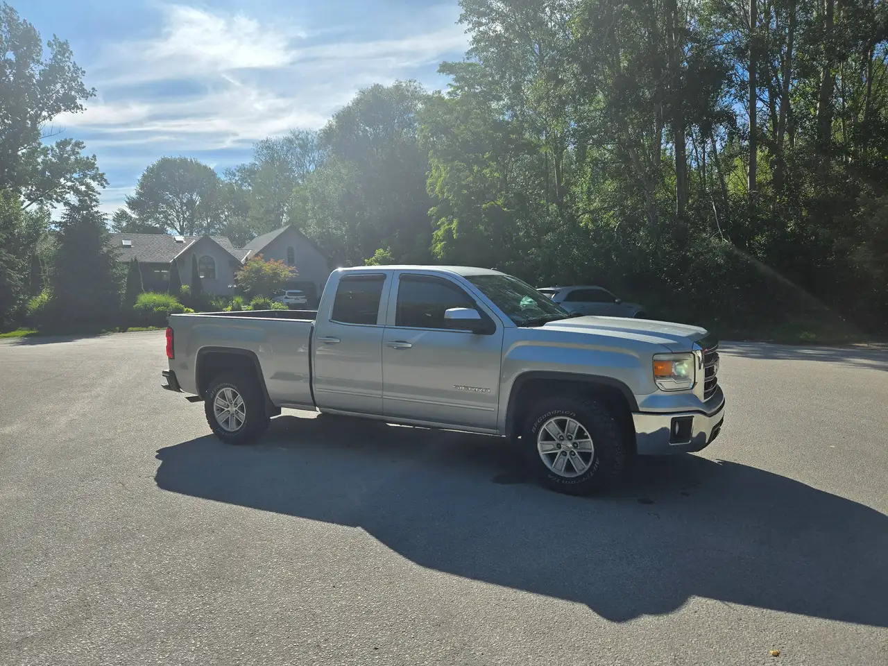 GMC Sierra 1500 photo GMC Sierra 1500