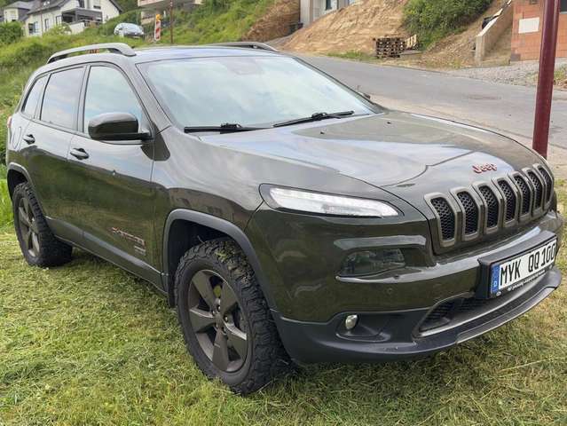 Imagine Jeep Cherokee Cherokee 2.2 Multijet ActiveDrive 75th Anniversary