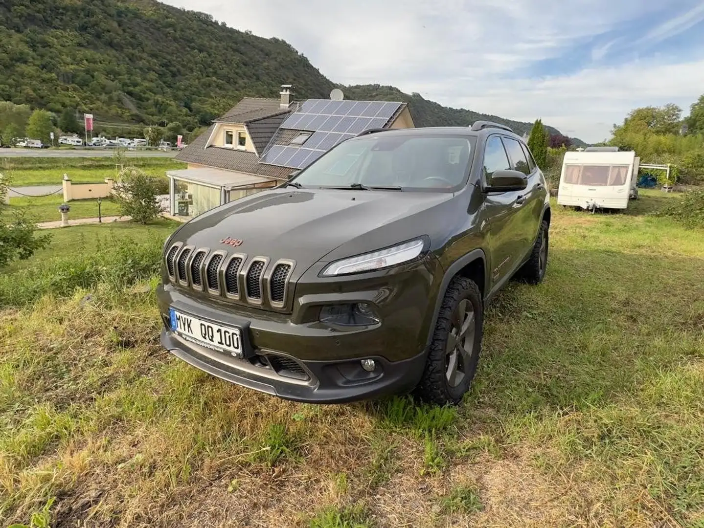 Jeep Cherokee Cherokee 2.2 Multijet ActiveDrive 75th Anniversary Grün - 2