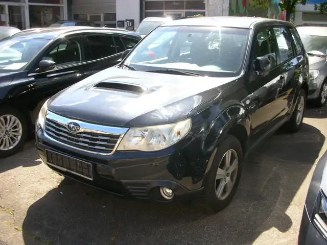 Subaru Forester Active 2.0D Klima 4WD *AHK 2.0t