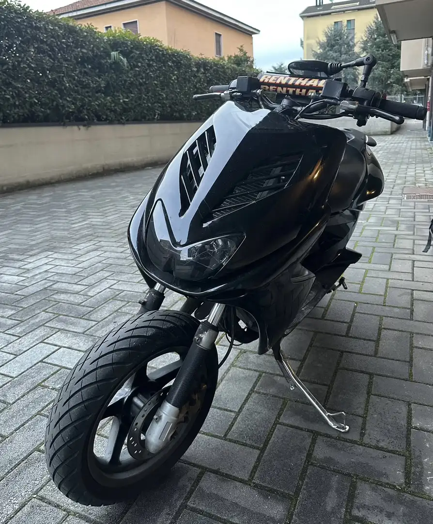 Yamaha Aerox - 1