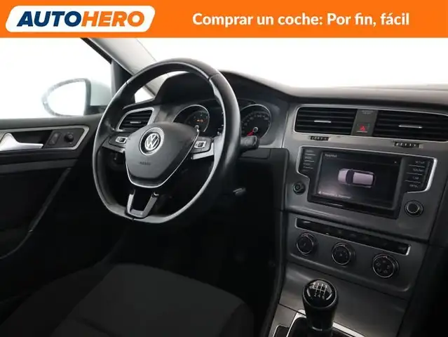 Volkswagen Golf view 14