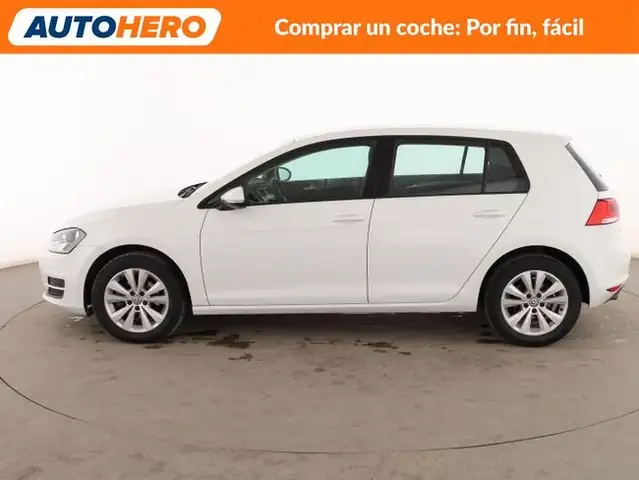 Volkswagen Golf view 3