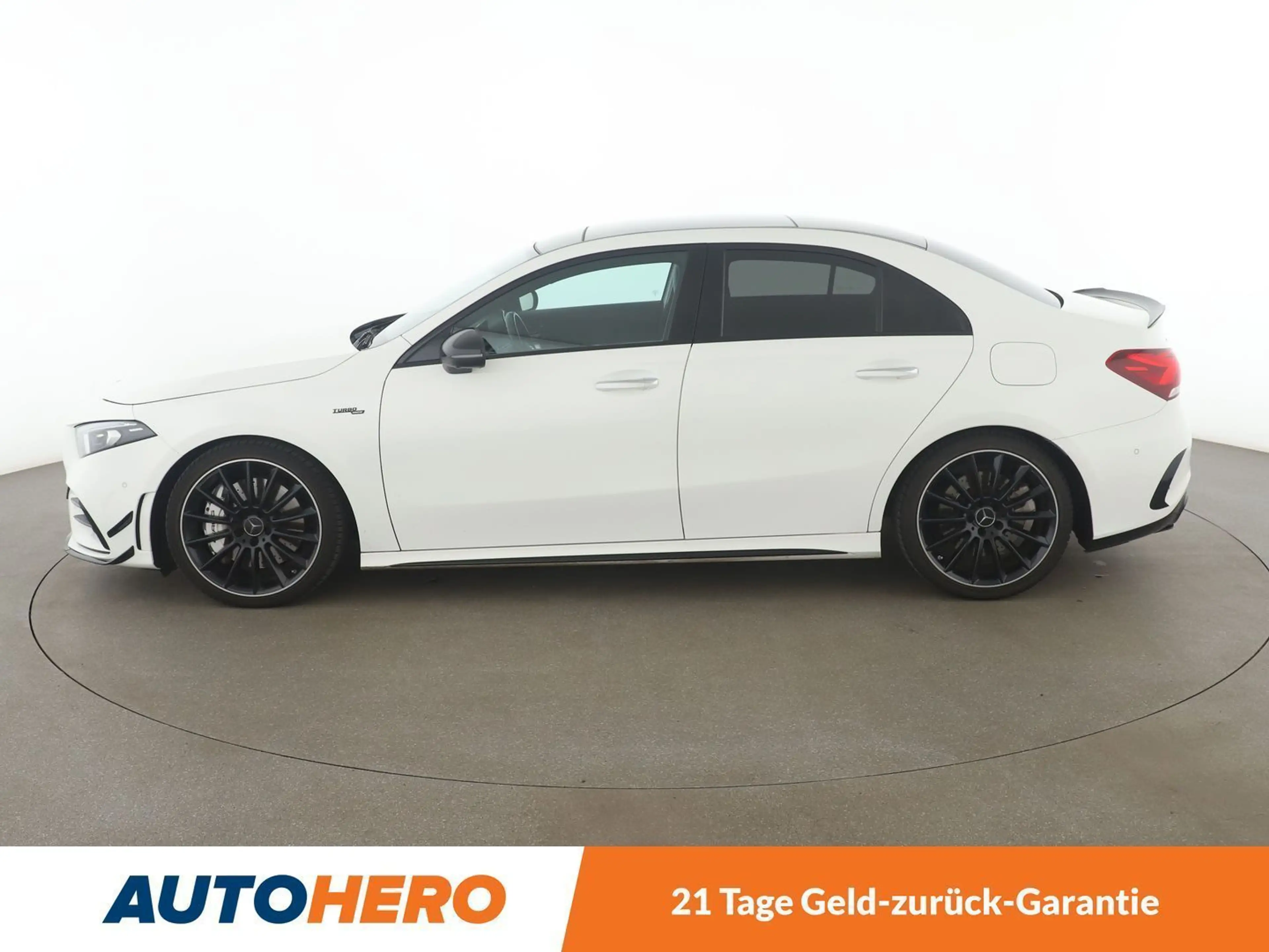 Mercedes-Benz A 35 AMG A 35 AMG 4Matic Aut.*MULTIBEAM*360CAM*NAVI*TEMPO* — photo 3