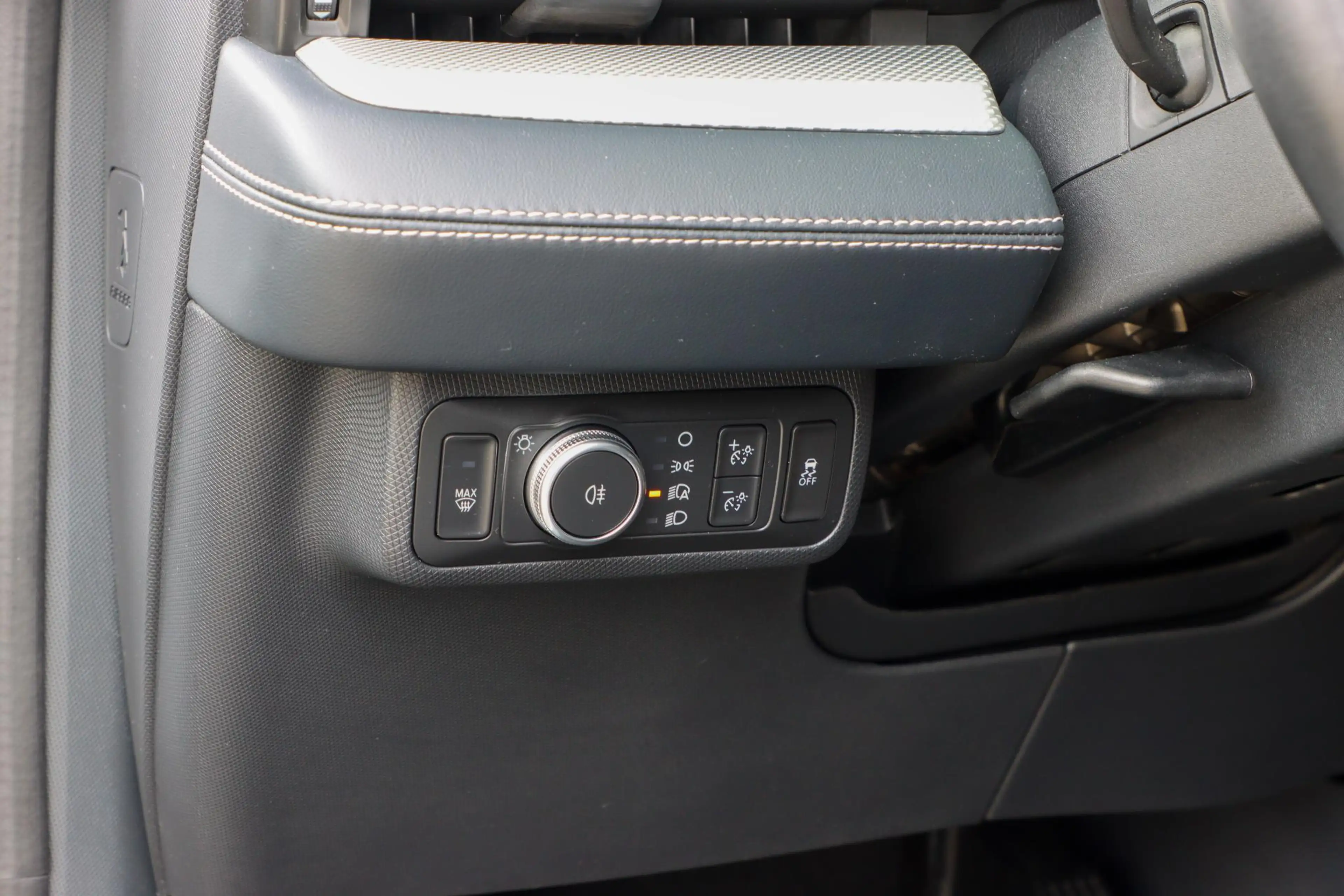 Ford Mustang Mach-E RWD 75 kWh | Soh 94% | Panoramadak | Trekhaak | Le — photo 29