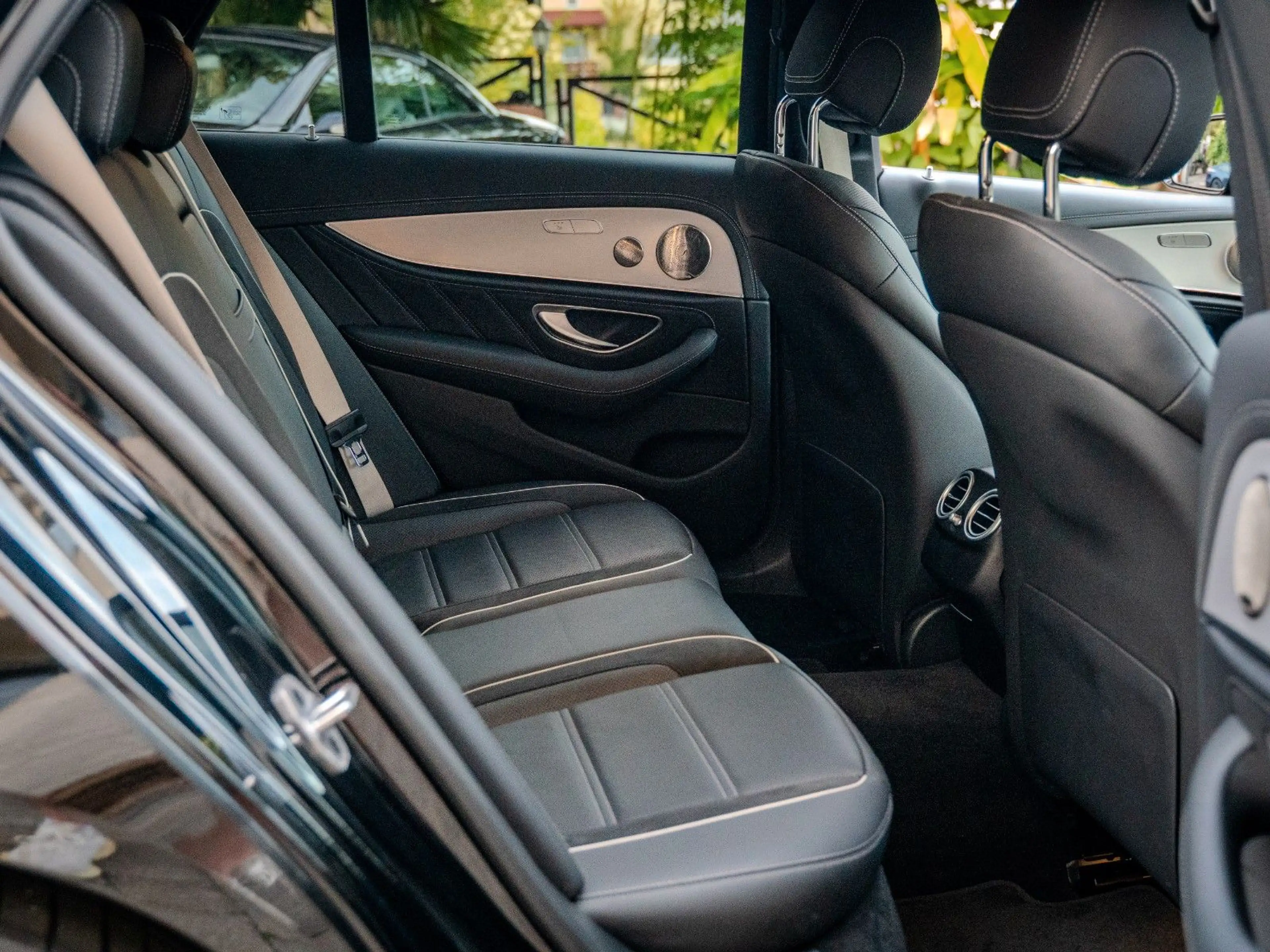 Mercedes-Benz E 63 AMG E 63 S T AMG 4Matic/1.Hd/Burmester/Carbon/360° — photo 13