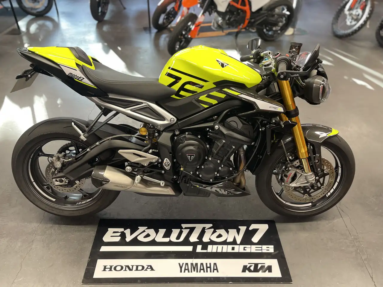 Triumph Street Triple 765