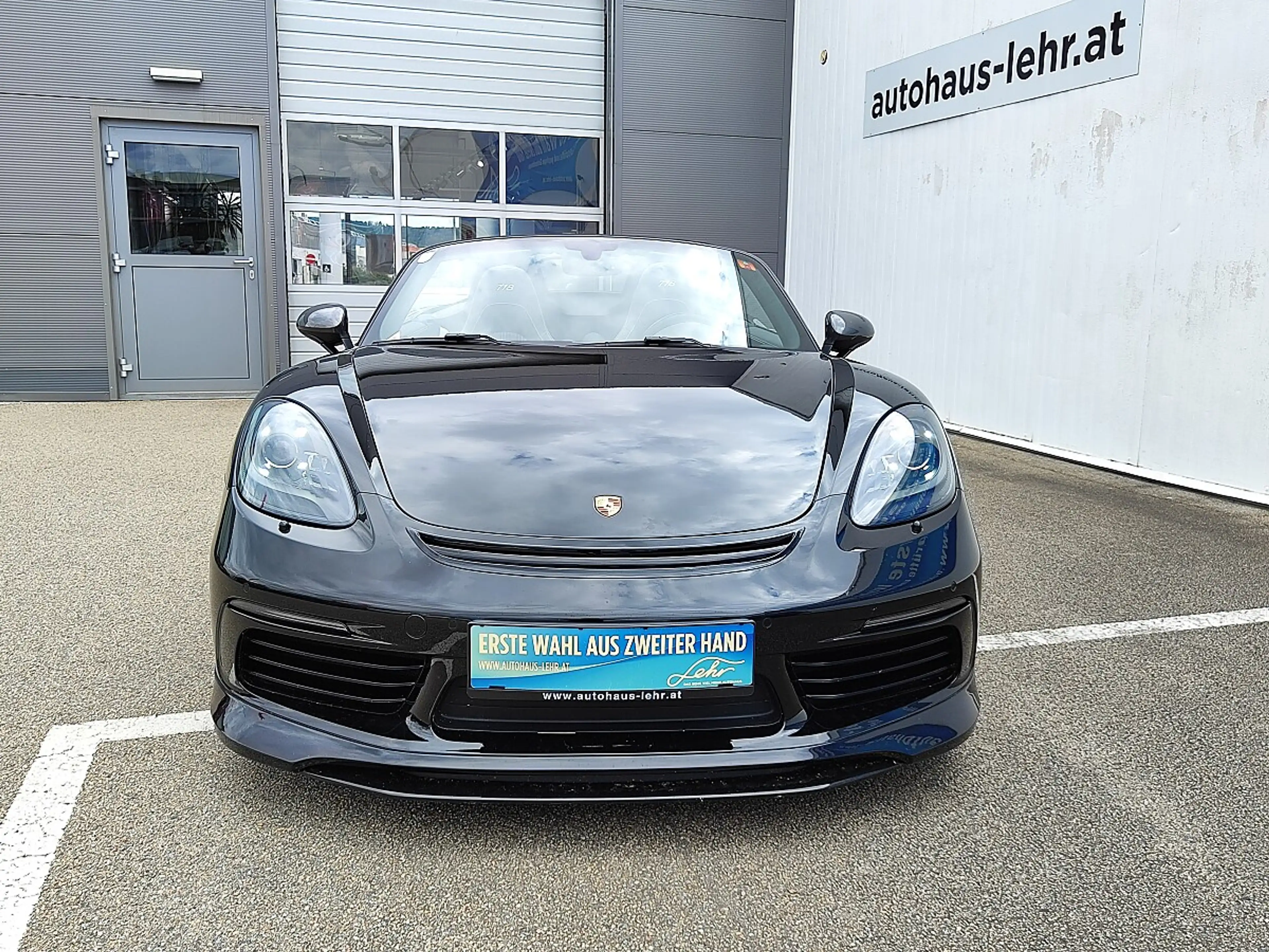 Porsche Boxster 718 Boxster T PDK — photo 9