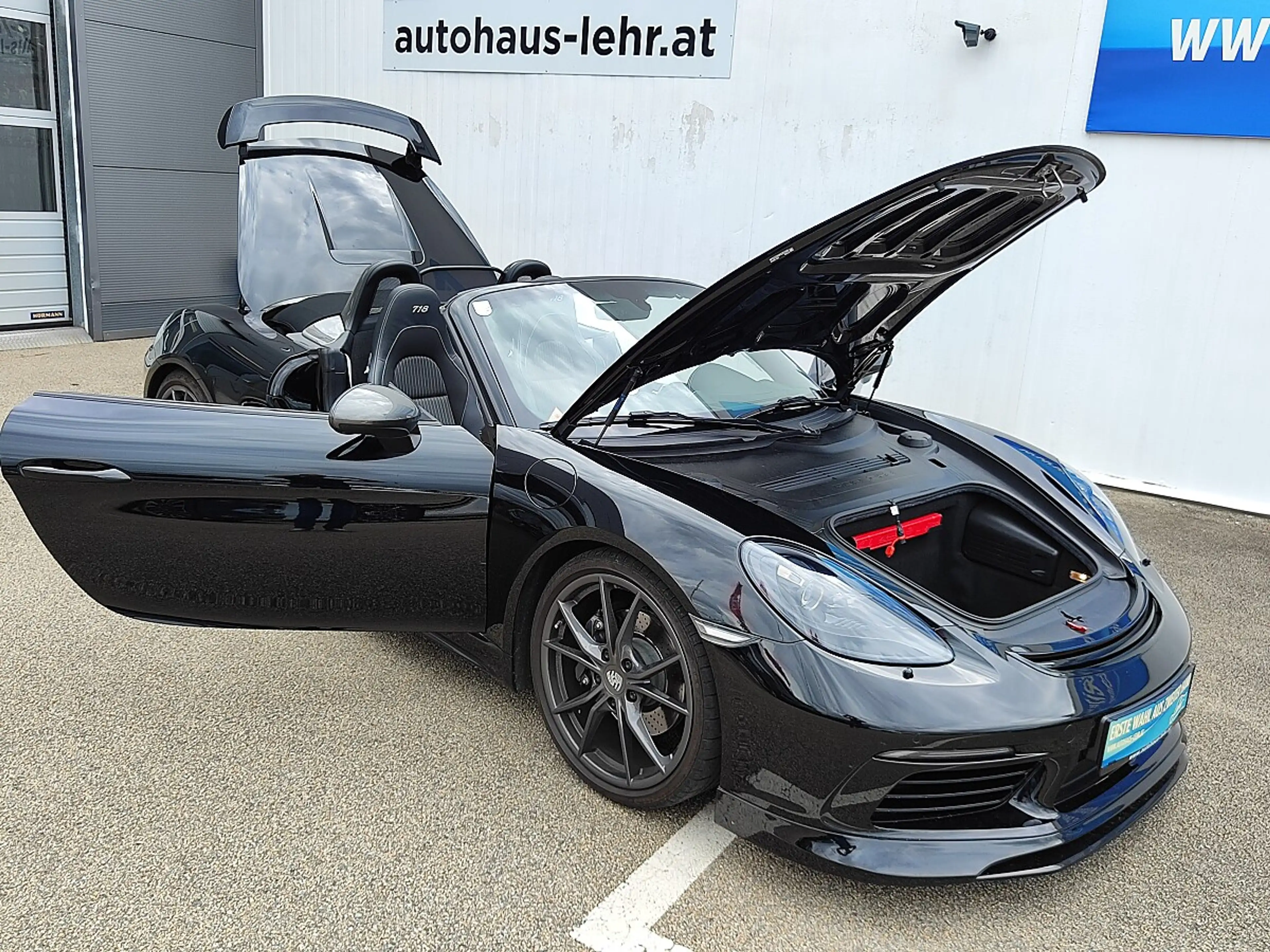 Porsche Boxster 718 Boxster T PDK — photo 10
