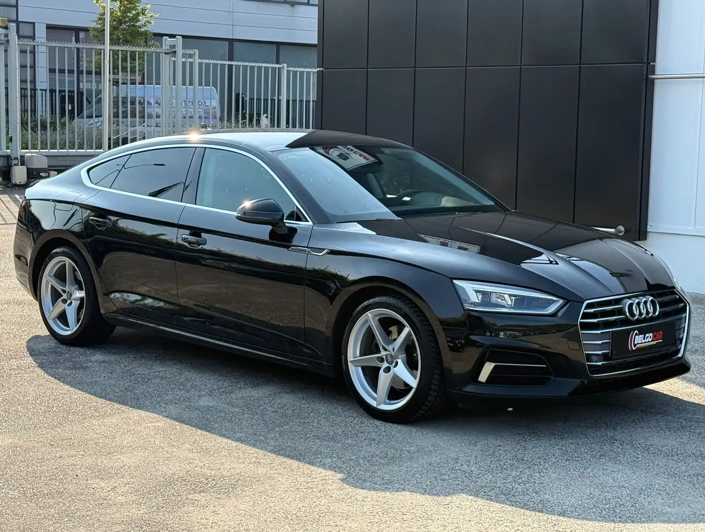 Audi A5 2.0 HYBRIDE - AUTOMATIQUE - CONTRÔLE TECHN OK Noir - 1