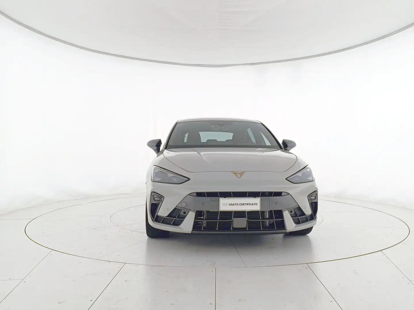 CUPRA Leon 1.5 hybrid 150cv dsg Szary - 2