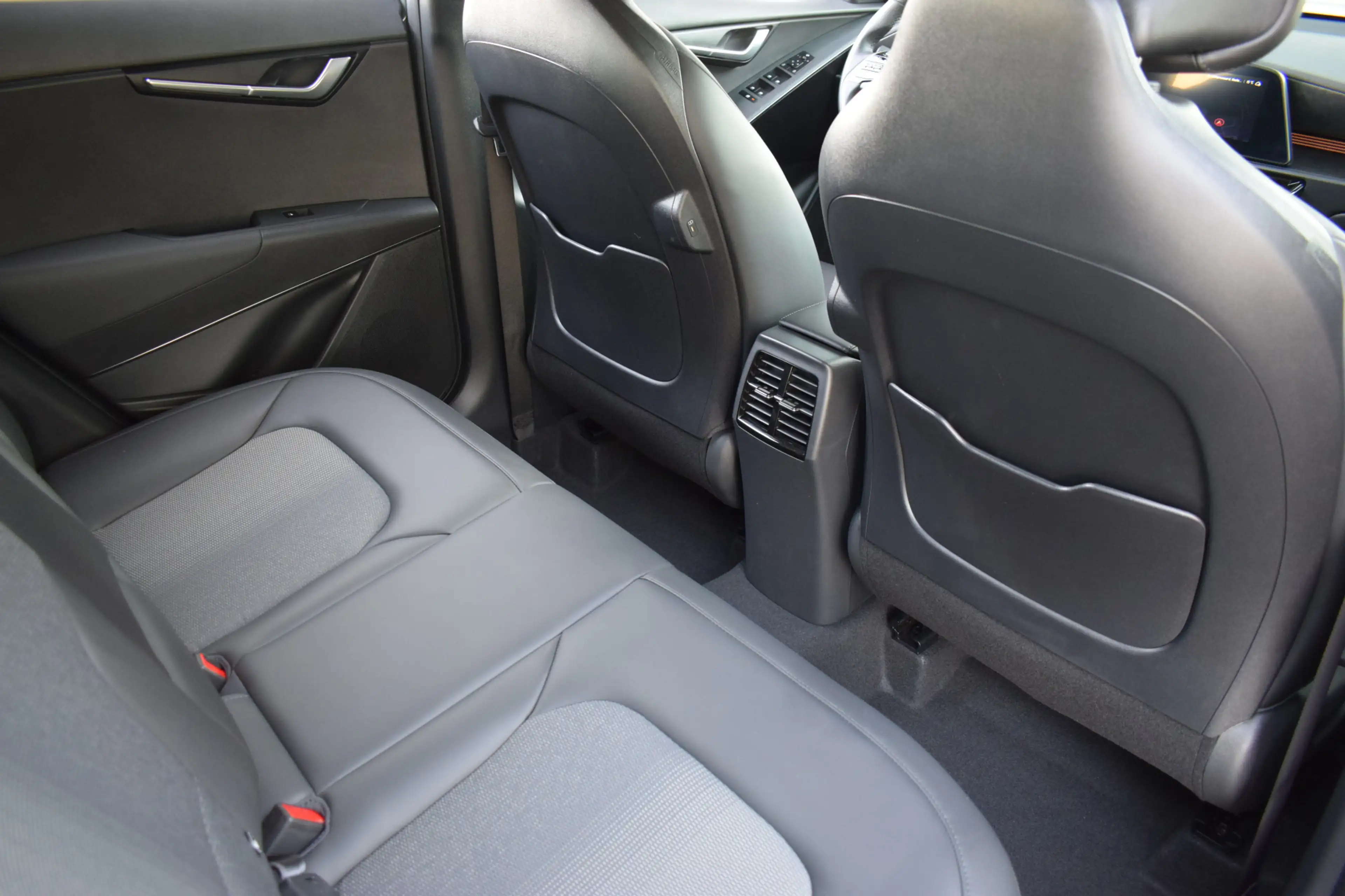 Kia Niro 1.6 GDi Hybrid DynamicLine | Adapt Cruise | Camera — photo 10