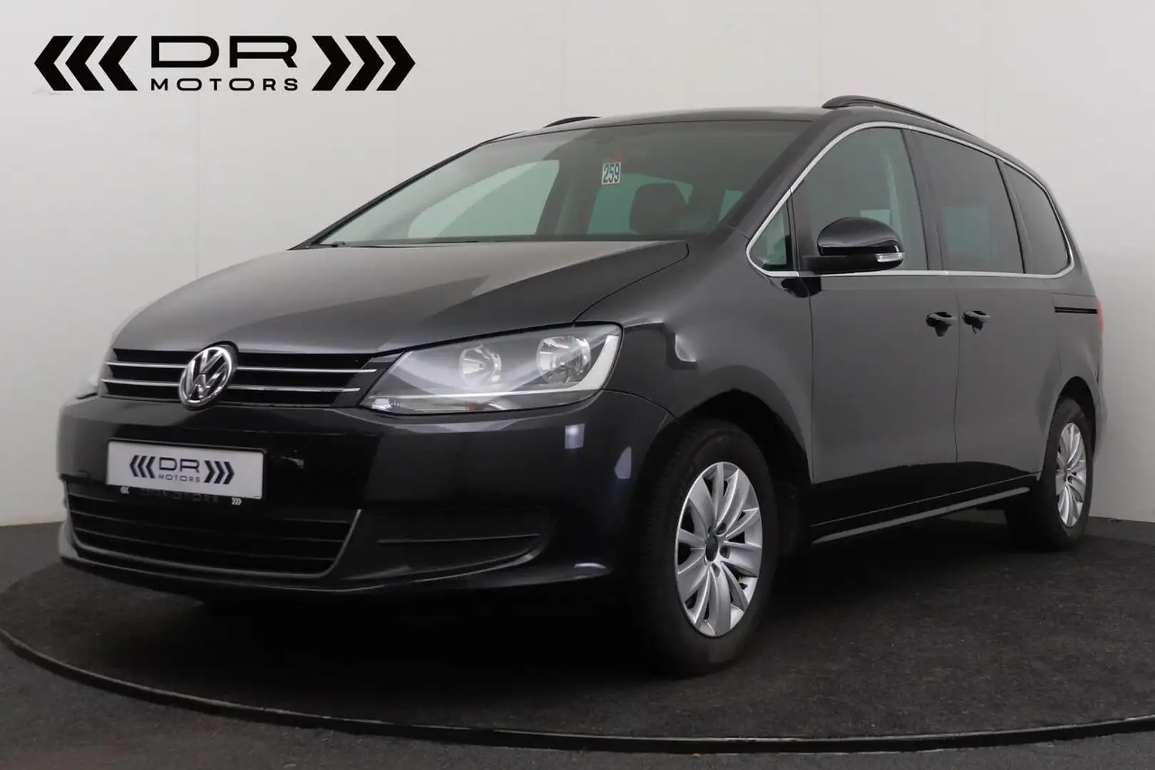 Volkswagen Sharan 1.4 TSI 6PL-PANO - LEDER - TREKHAAK Schwarz - 1