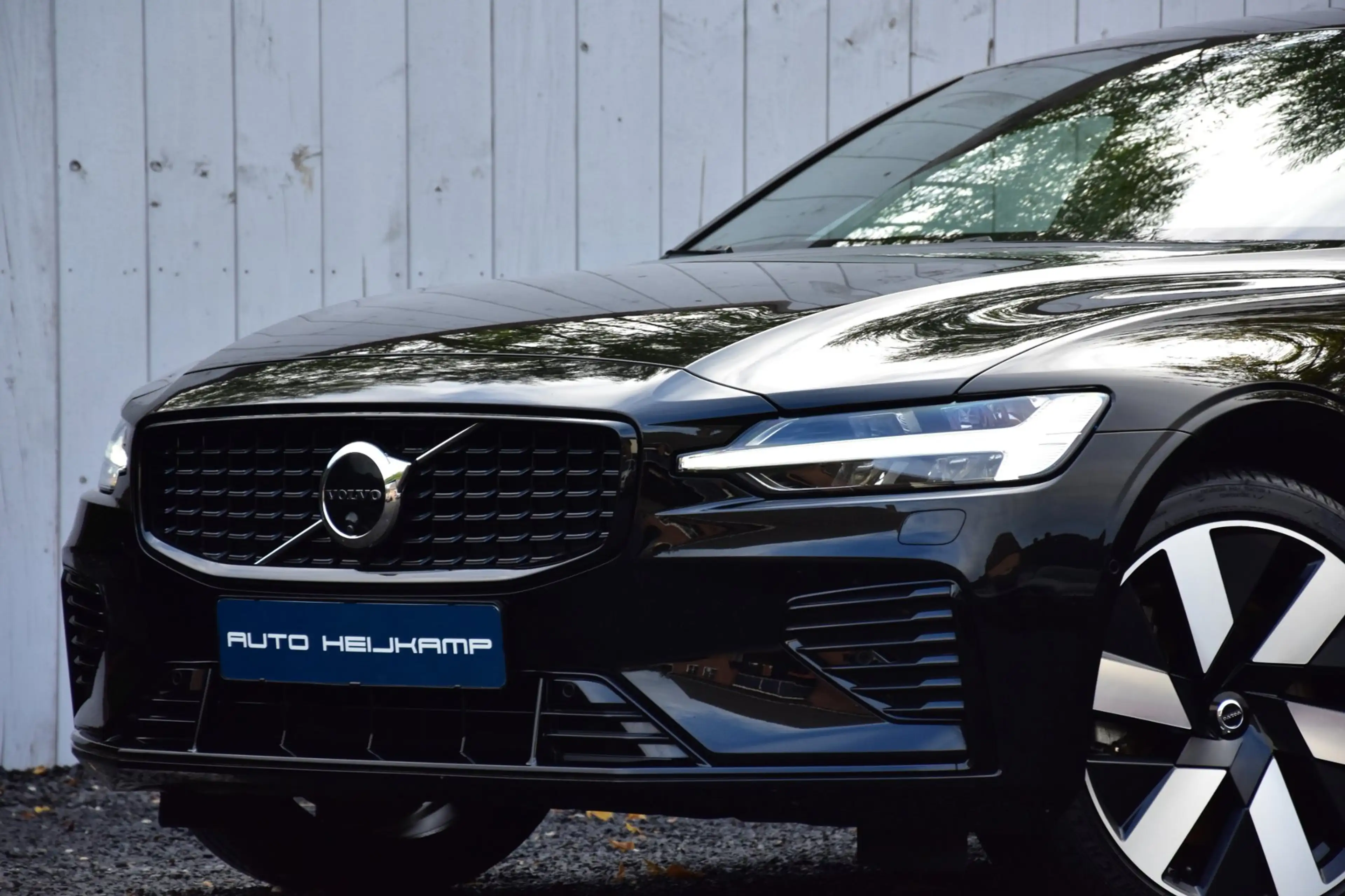 Volvo S60 2.0 Recharge T8 AWD Plus Dark | 360° Camera | Leer — photo 11