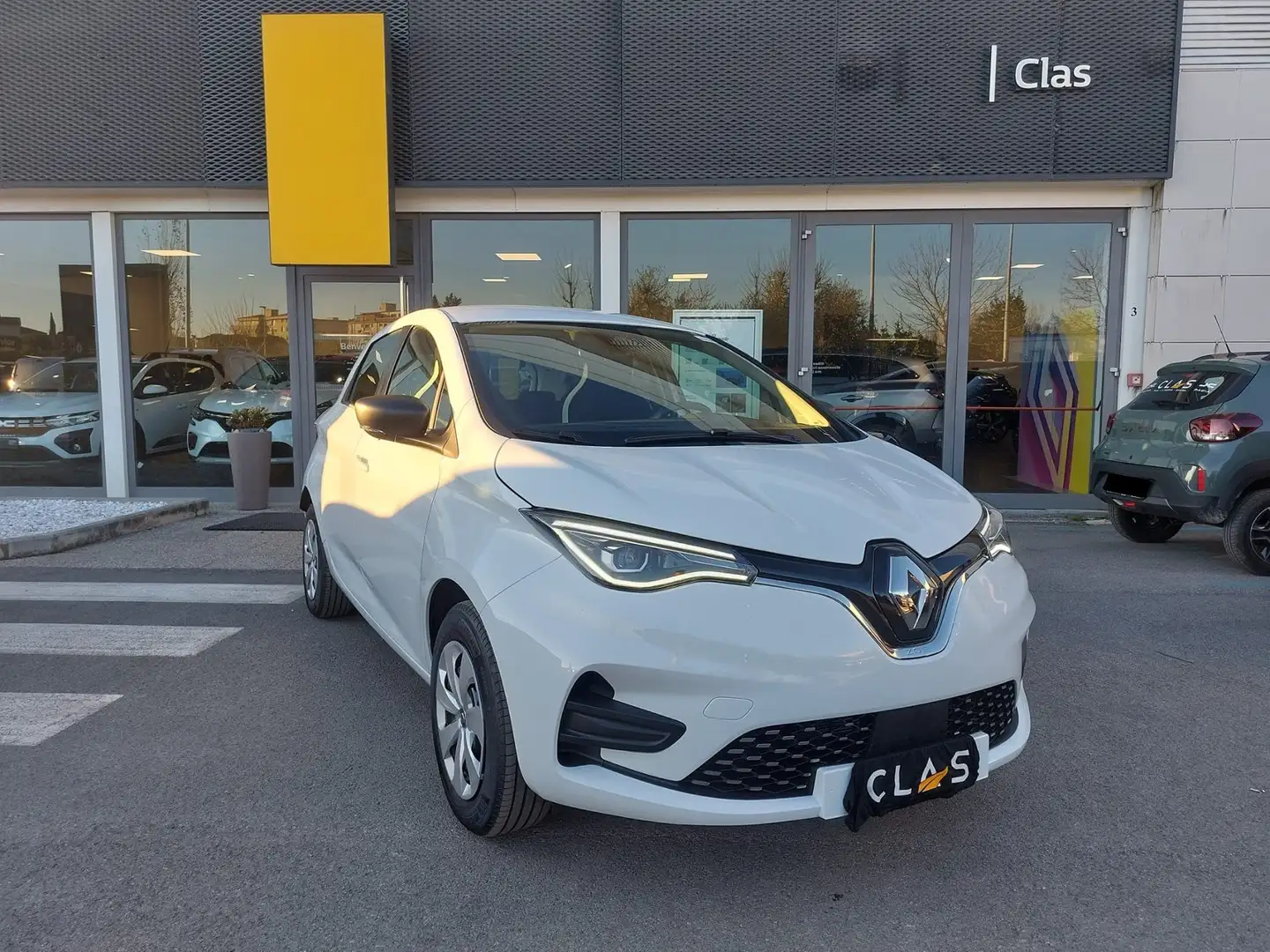 Renault ZOE EQUILIBRE R110 White - 1