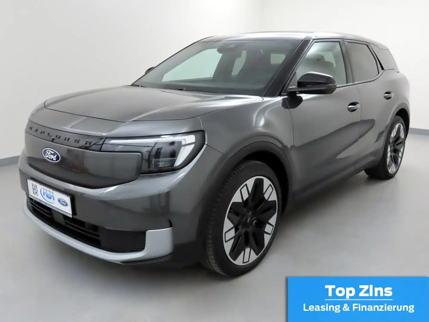 Ford Explorer Premium 77kWh Extended Range Gris - 2