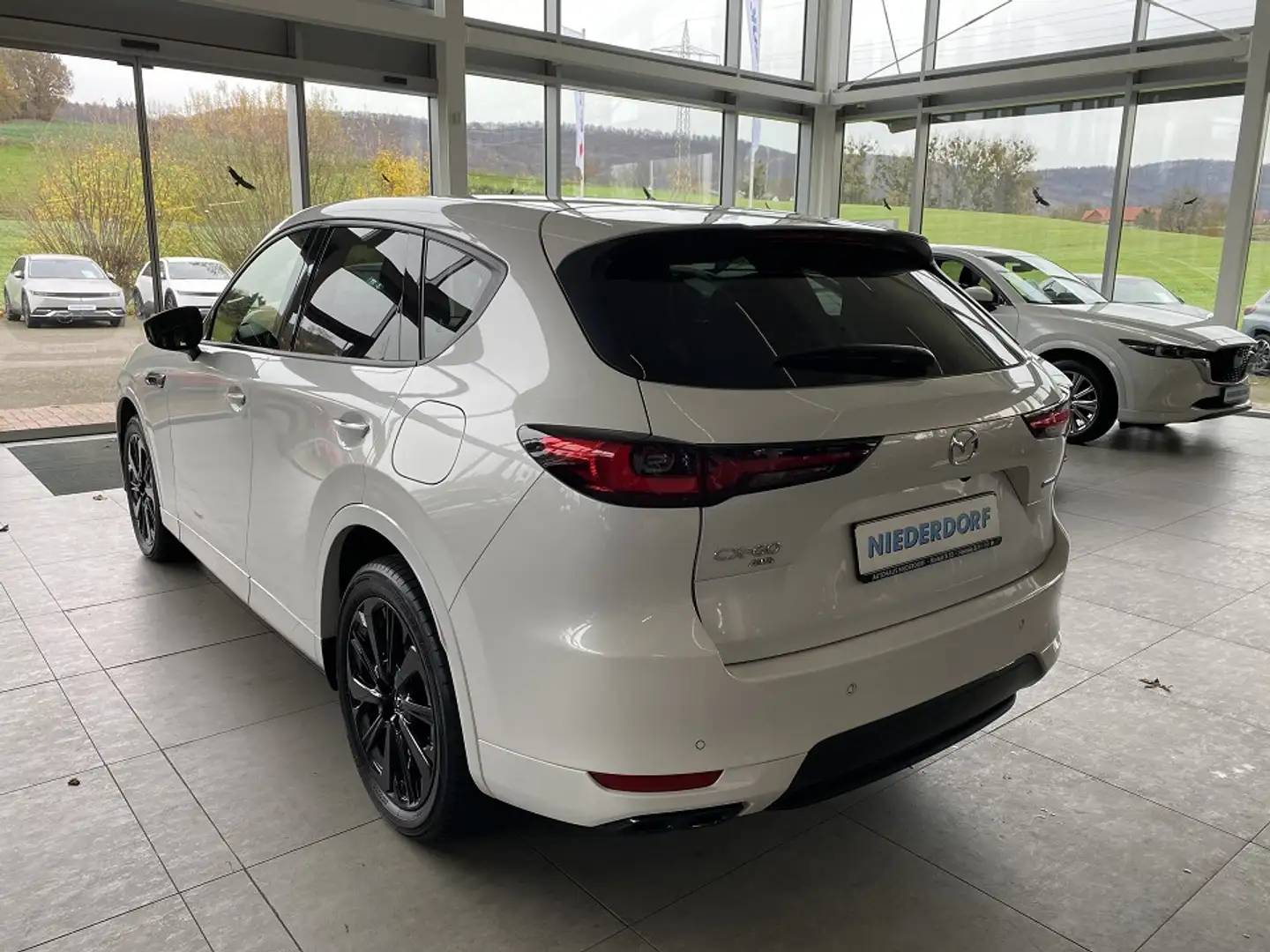 Mazda CX-60 2.5 PHEV Homura Blanc - 2
