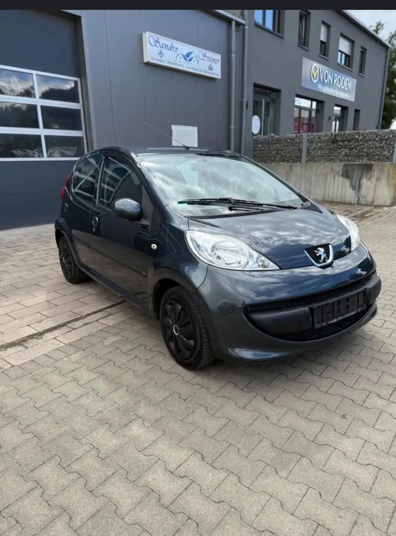 Peugeot 107 70 Filou - 1