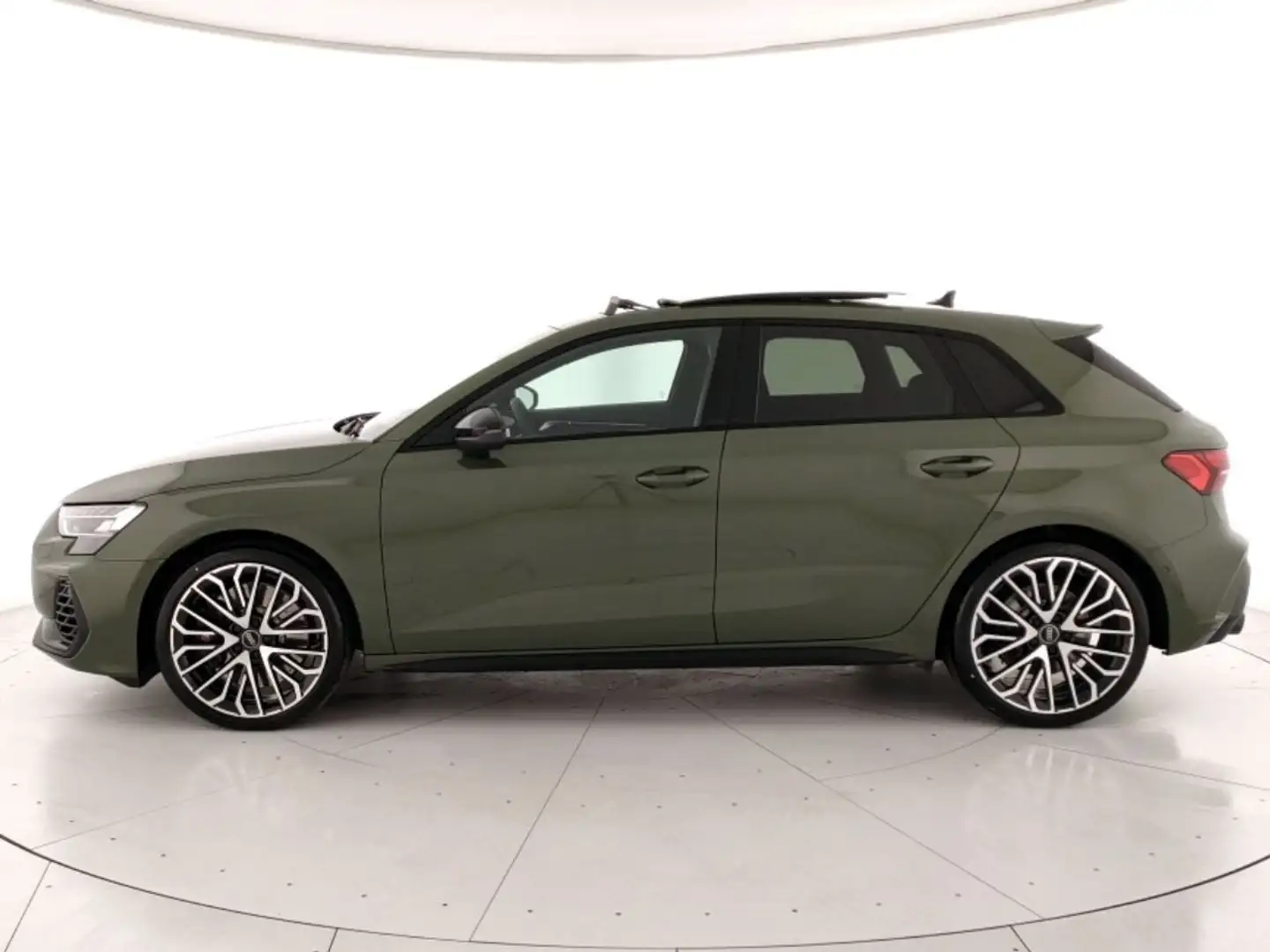 Audi S3 Sportback 2.0 TFSI Quattro S-Tronic 333cv Verde - 2