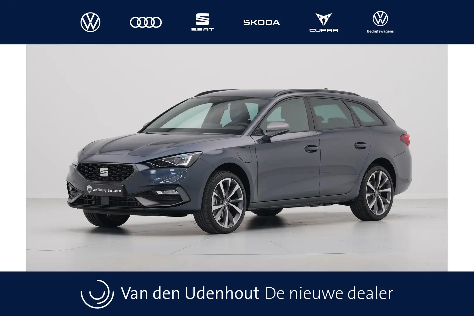 SEAT Leon e-Hybrid Sportstourer FR Business - eHybrid | Achteruitrijc Blauw - 1