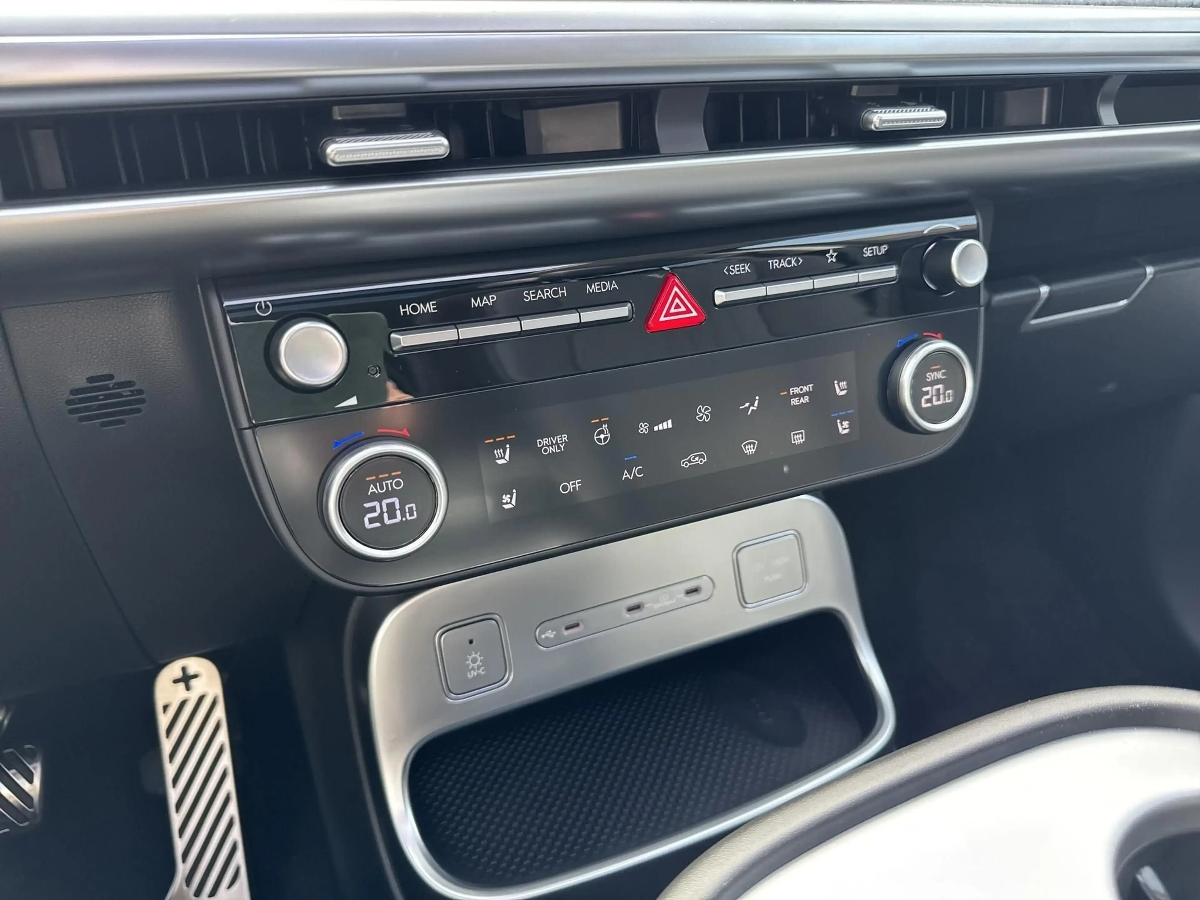 Hyundai IONIQ 9 226 kW 4WD Uniq — photo 11