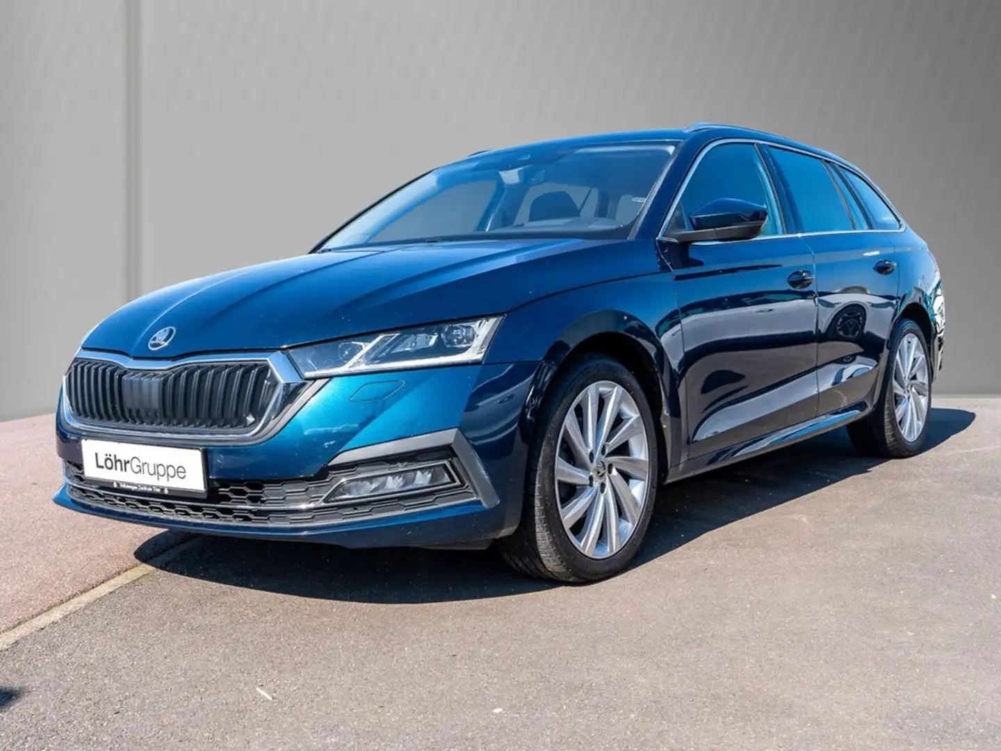 Skoda Octavia Combi 2.0 TDI DSG Style Matrix, AHK Blau - 2