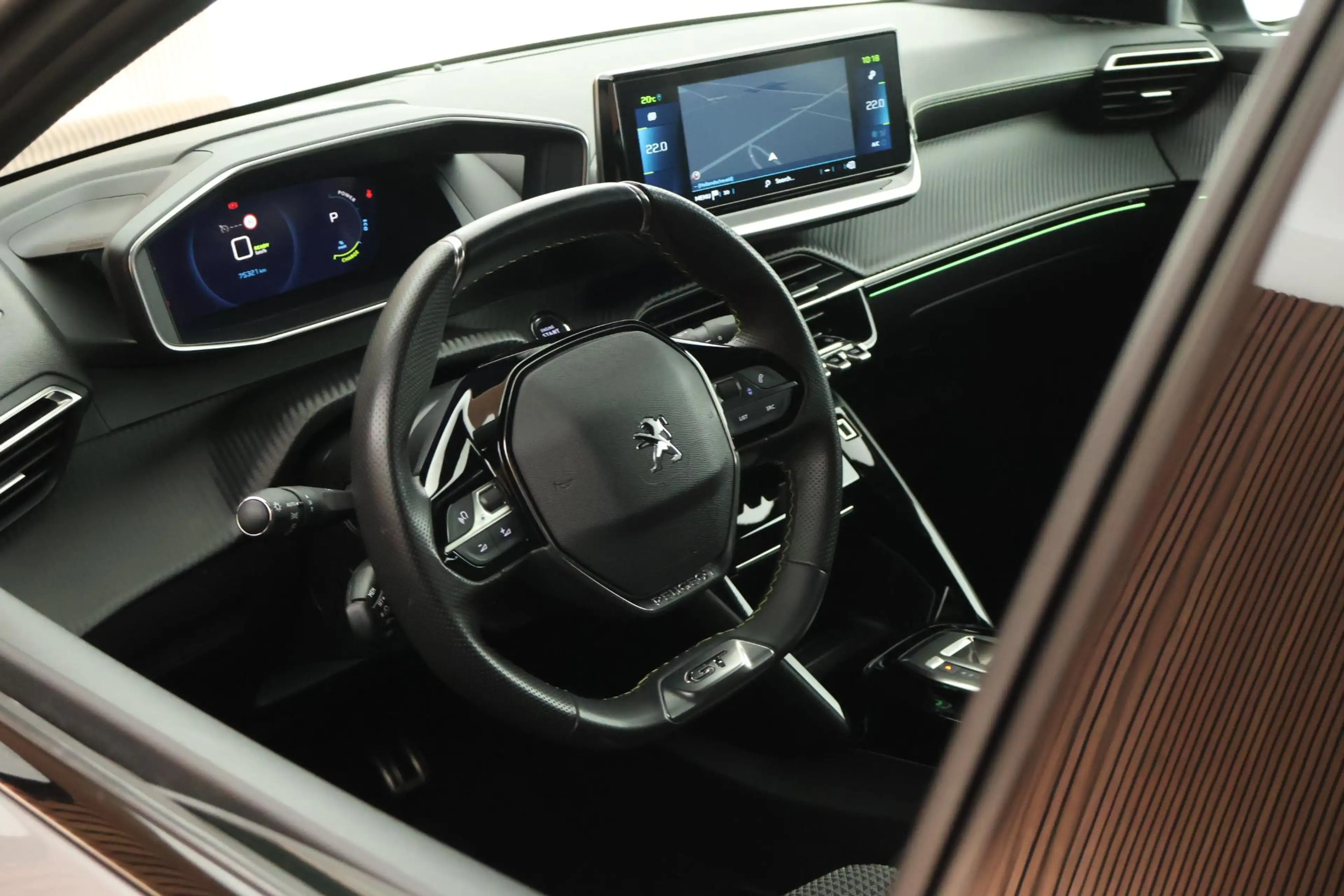 Peugeot e-208 EV GT 136pk 50 kWh SOH 91% Camera Navigatie Virtua — photo 3