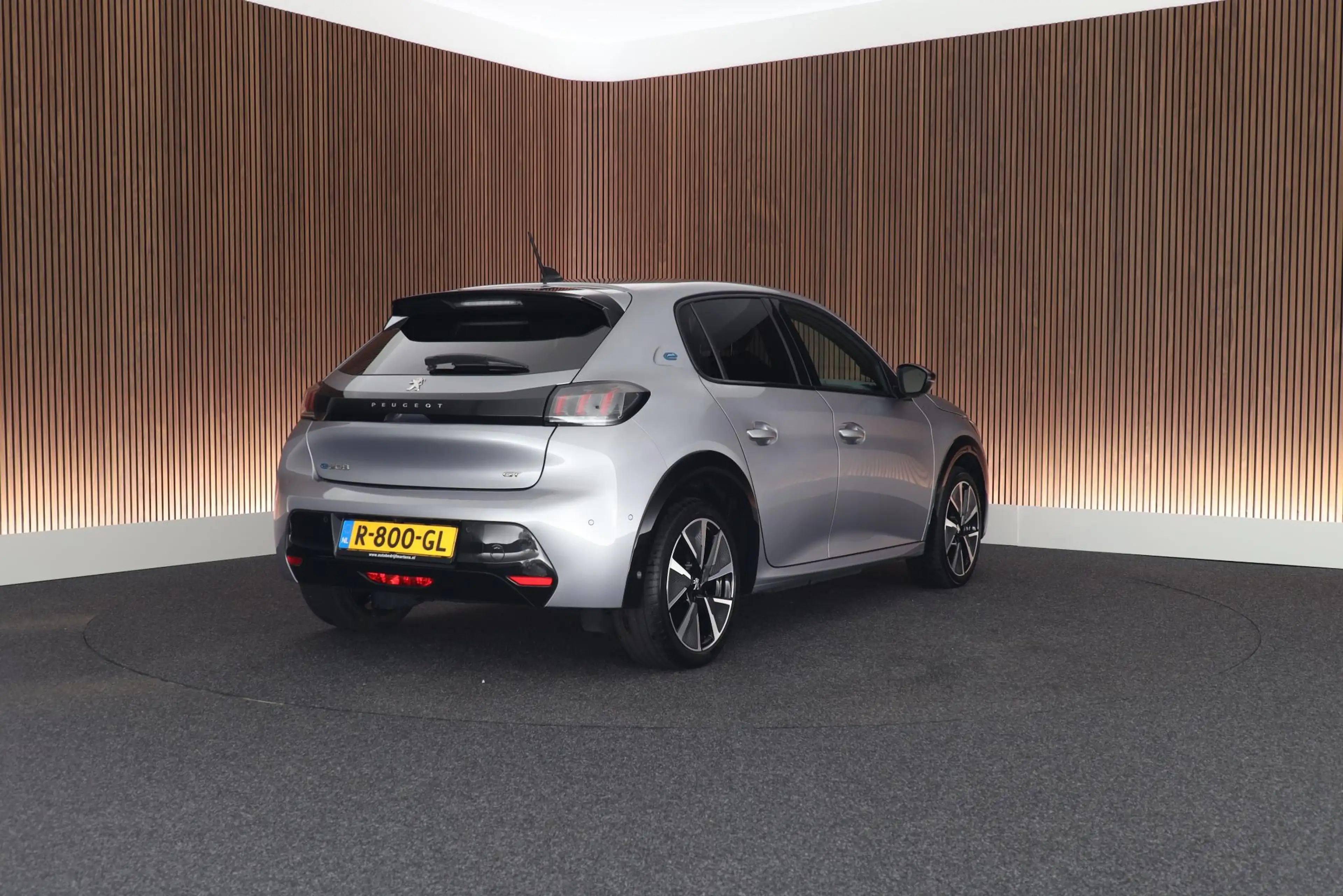 Peugeot e-208 EV GT 136pk 50 kWh SOH 91% Camera Navigatie Virtua — photo 8