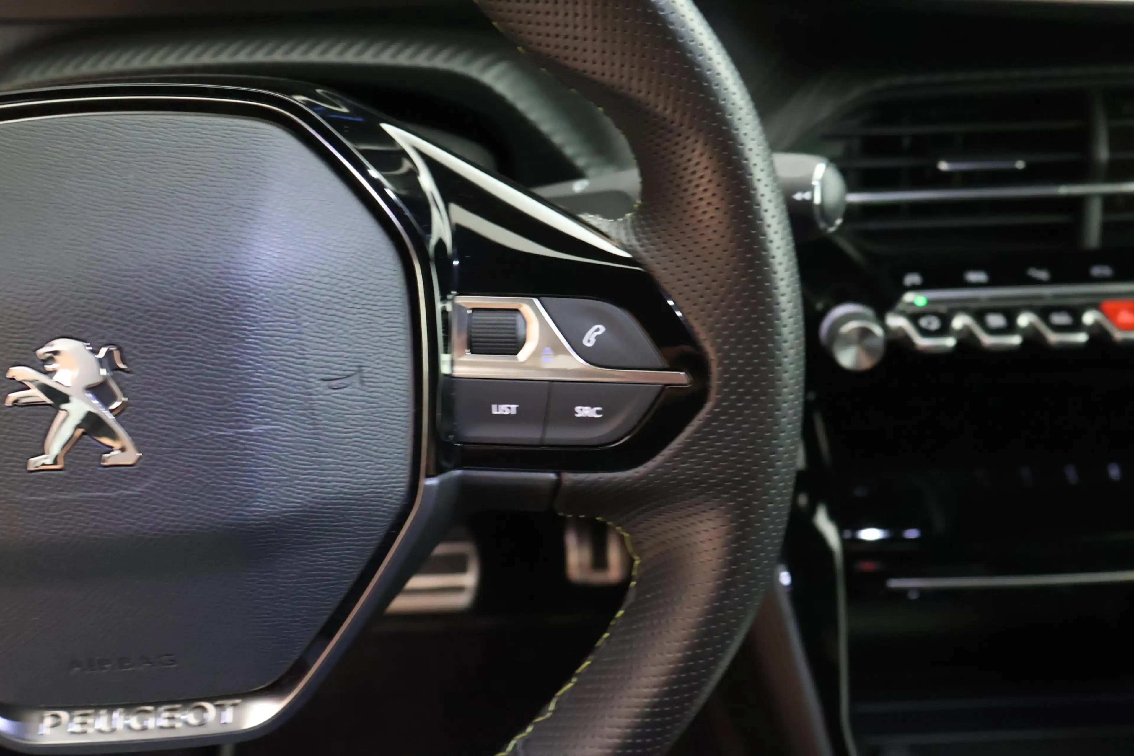 Peugeot e-208 EV GT 136pk 50 kWh SOH 91% Camera Navigatie Virtua — photo 19