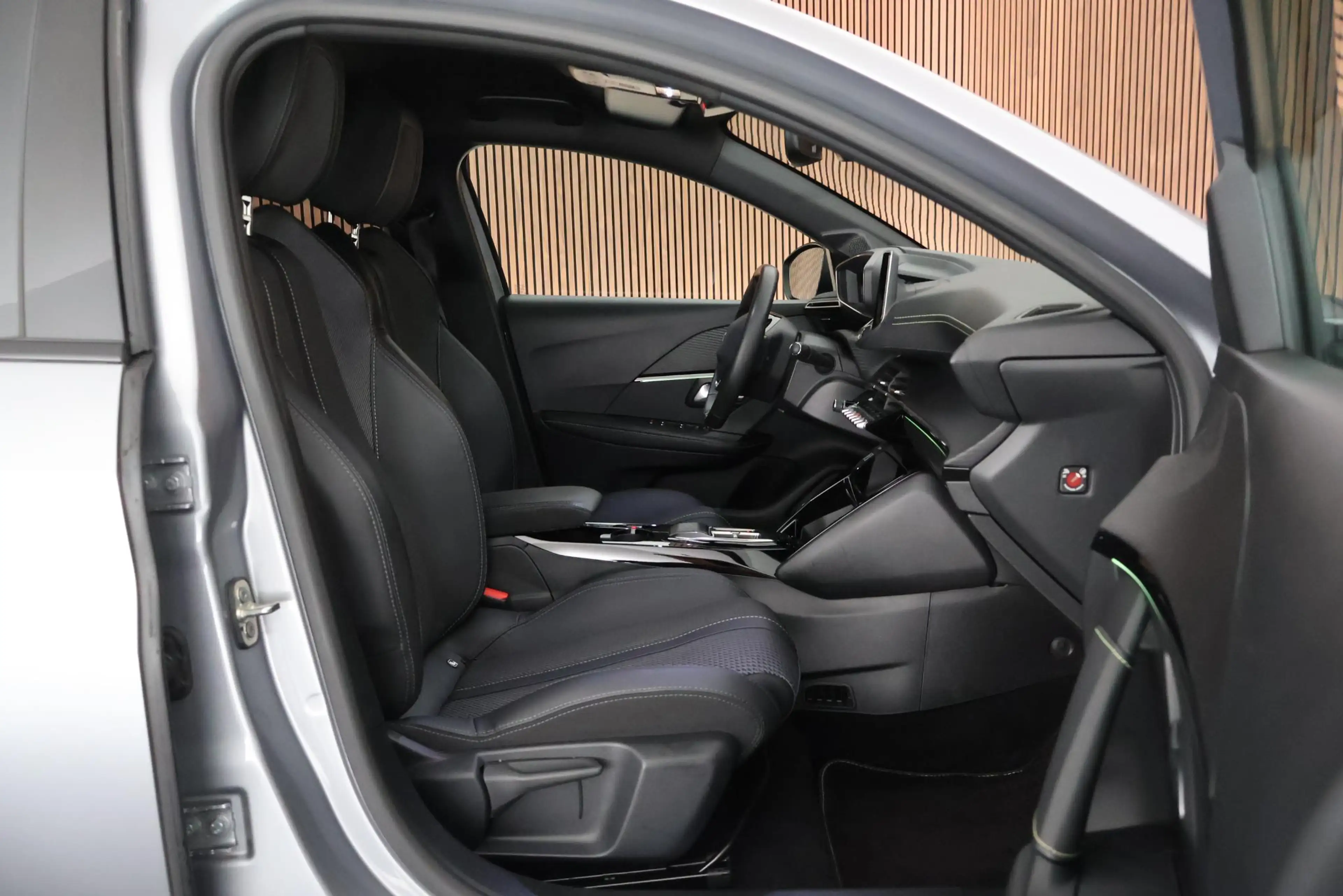 Peugeot e-208 EV GT 136pk 50 kWh SOH 91% Camera Navigatie Virtua — photo 12