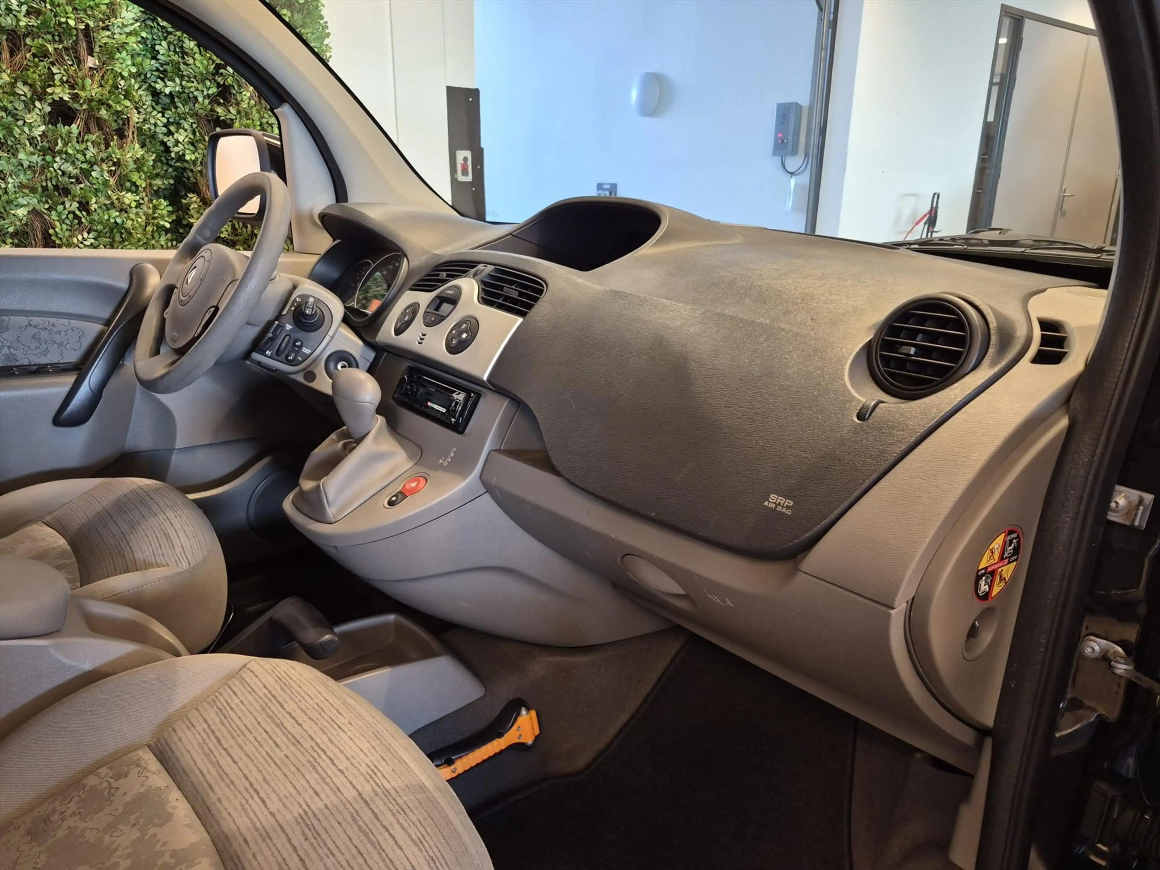 Renault Kangoo Rolstoelauto Automaat 2+1 — photo 17