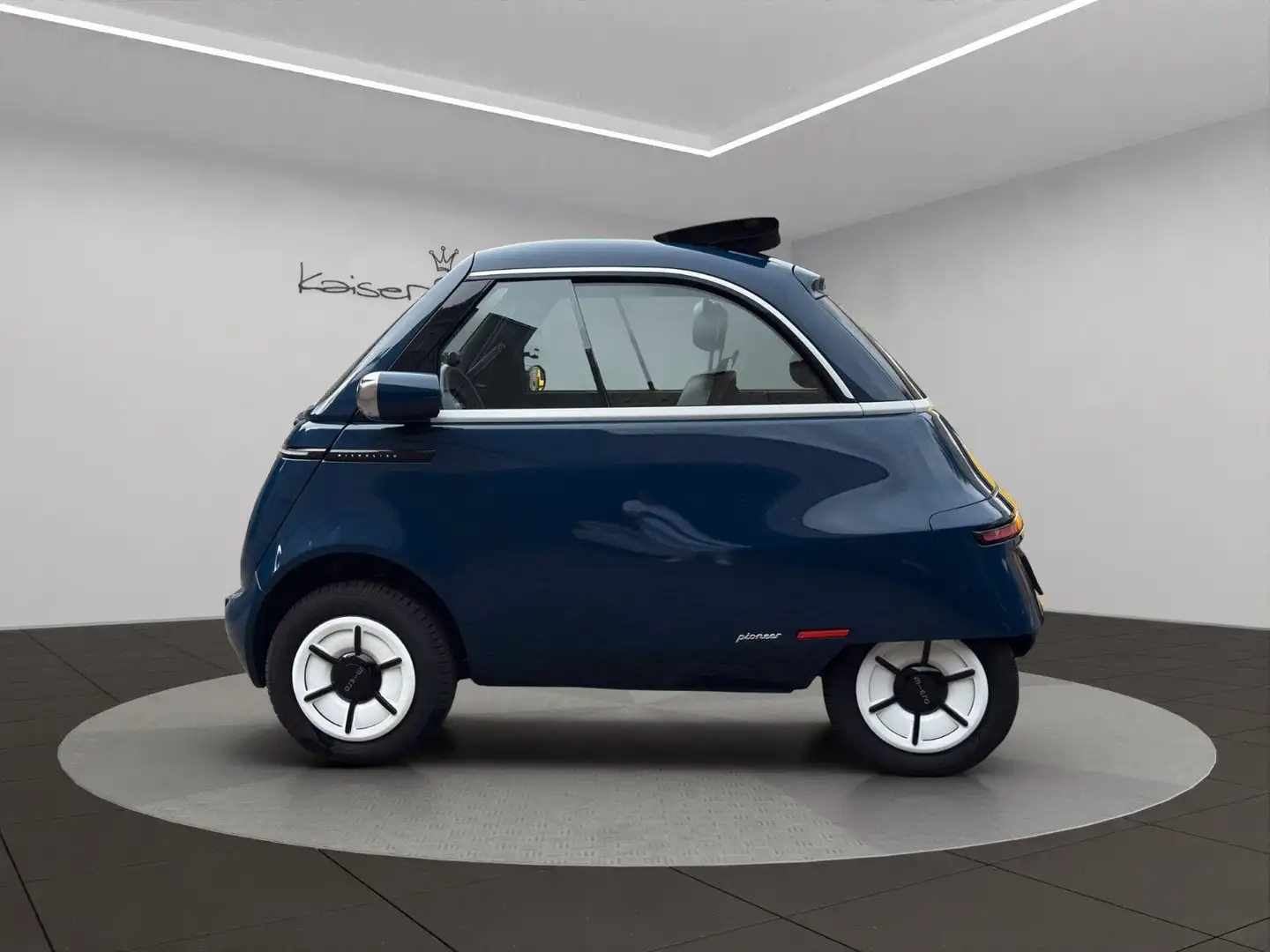 Ostatní Pioneer Edition *1. Hand* *Nr. 828 of 999* Modrá - 2