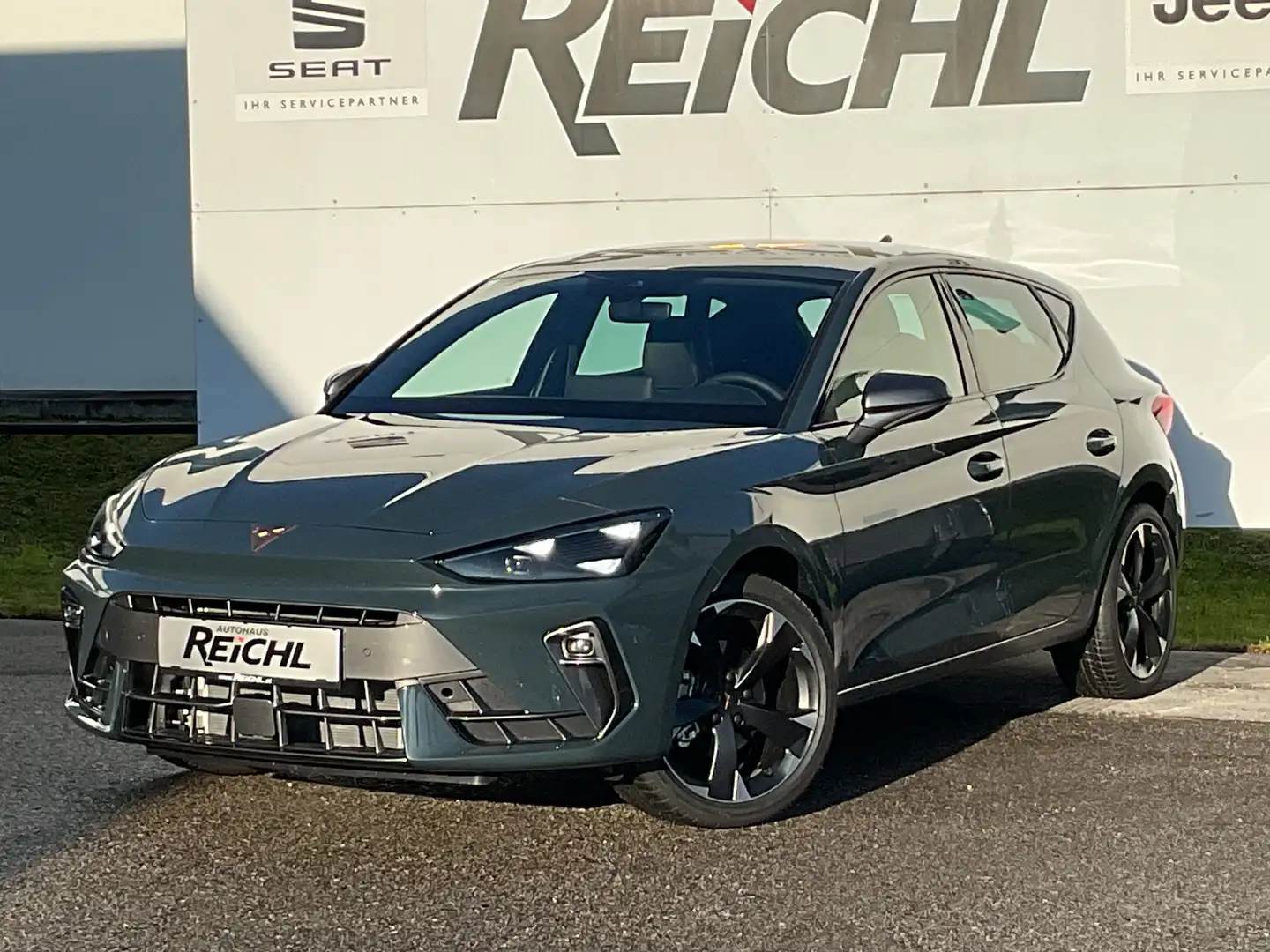 CUPRA Leon 1,5 TSI - Winter-Paket Blau - 2
