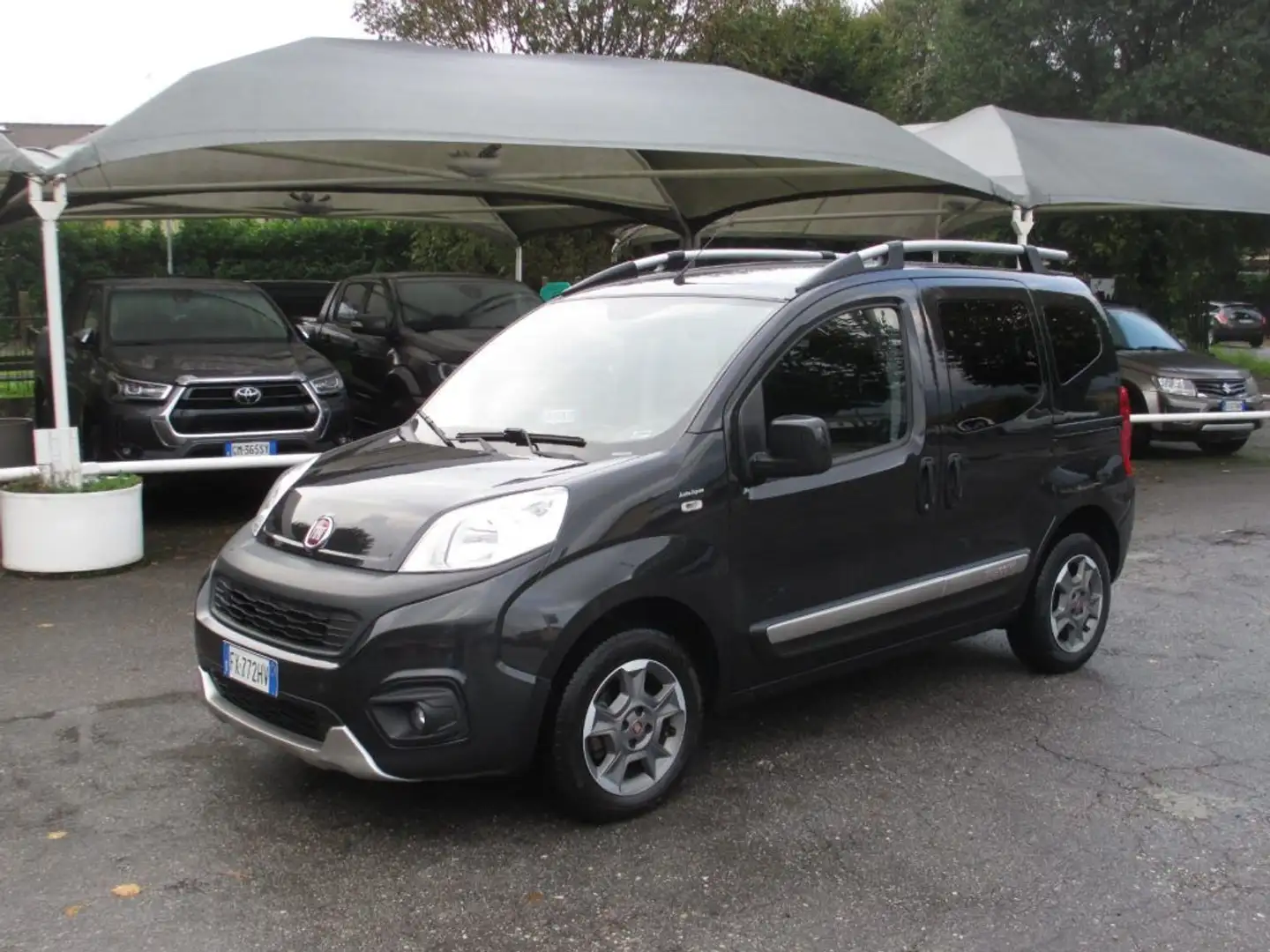 Fiat Qubo OK NEOPATENTATI !! 1.3 MJT 80 CV Trekking Gris - 1