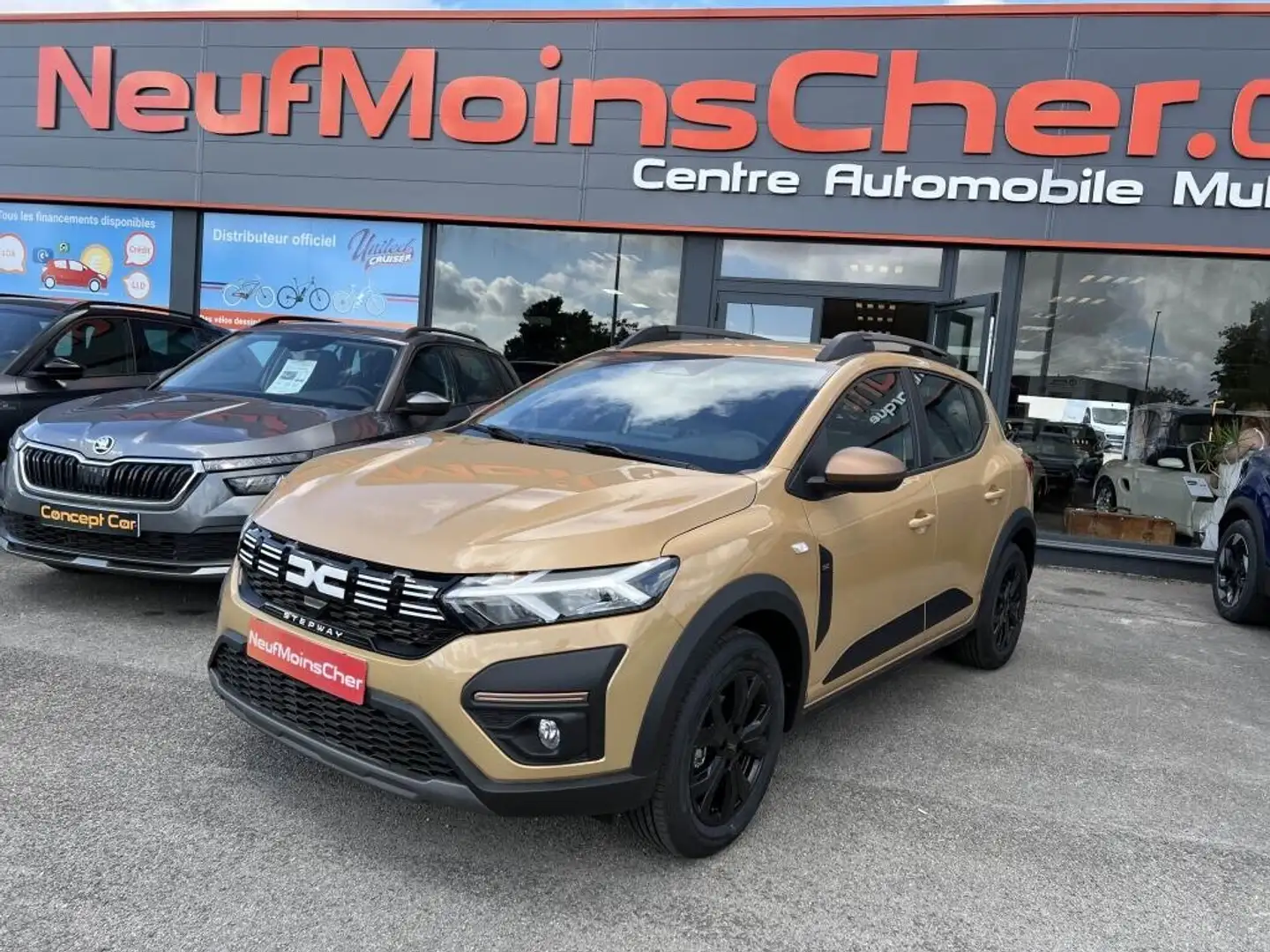 Dacia Sandero Stepway Extême 1.0 TCe 90cv CVT + Pack Navigation  Beige - 1