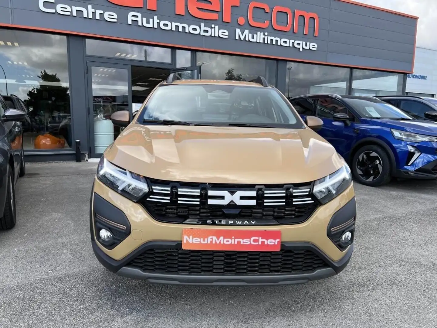 Dacia Sandero Stepway Extême 1.0 TCe 90cv CVT + Pack Navigation  Beige - 2