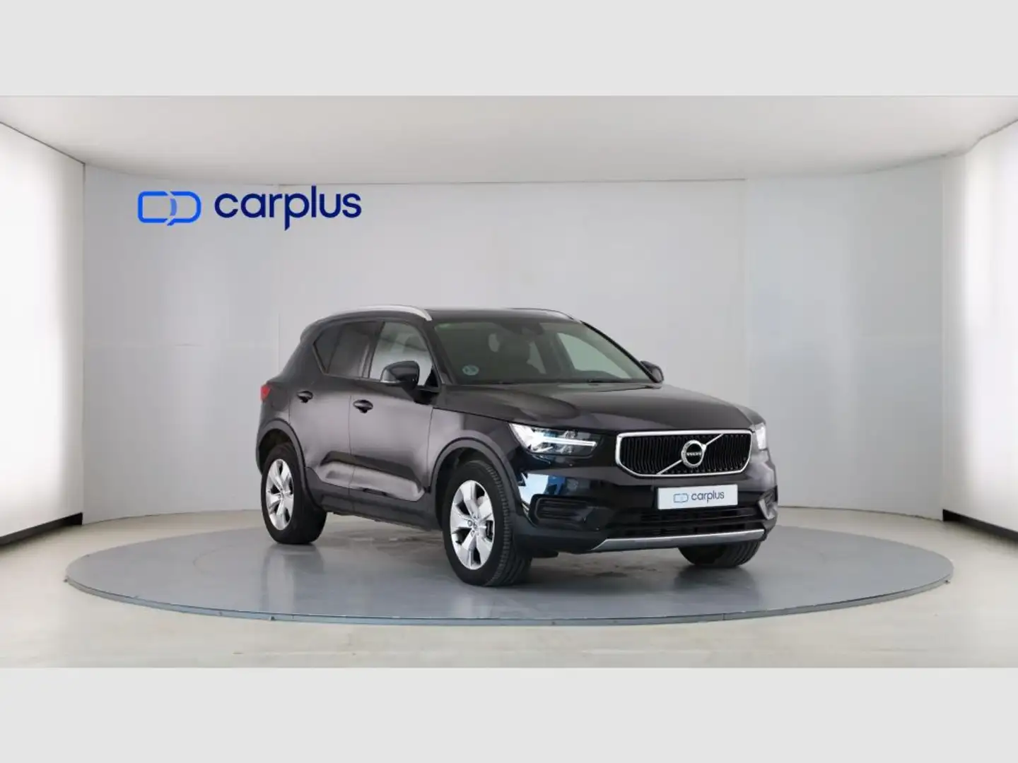 Volvo XC40 T4 Momentum Aut. Negro - 2