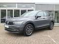 Volkswagen Tiguan Life 2.0 TDI DSG AHK RFK ACC NAVI LED Grijs - thumbnail 2