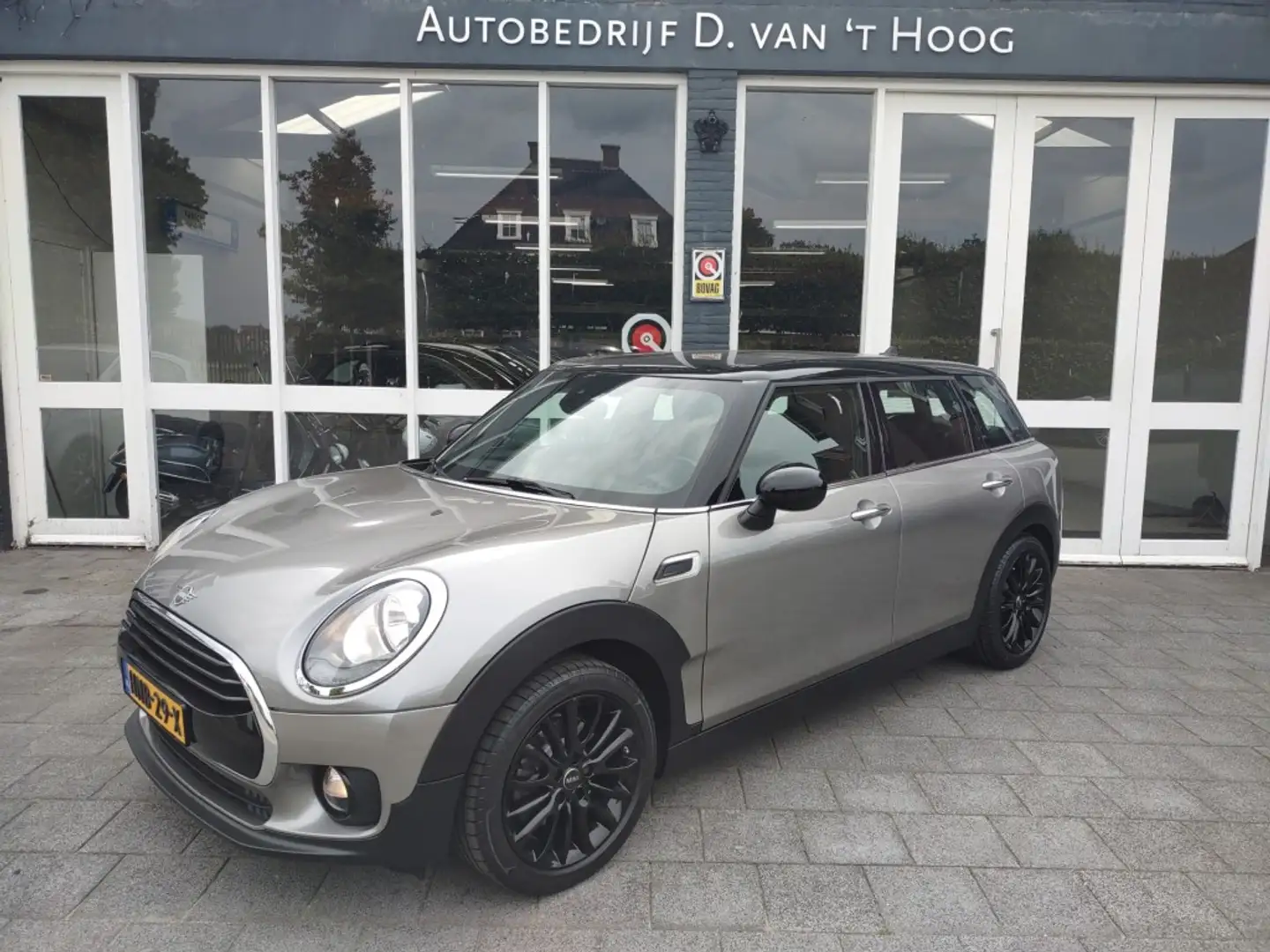 MINI COOPER 1.5 136PK Grijs - 1