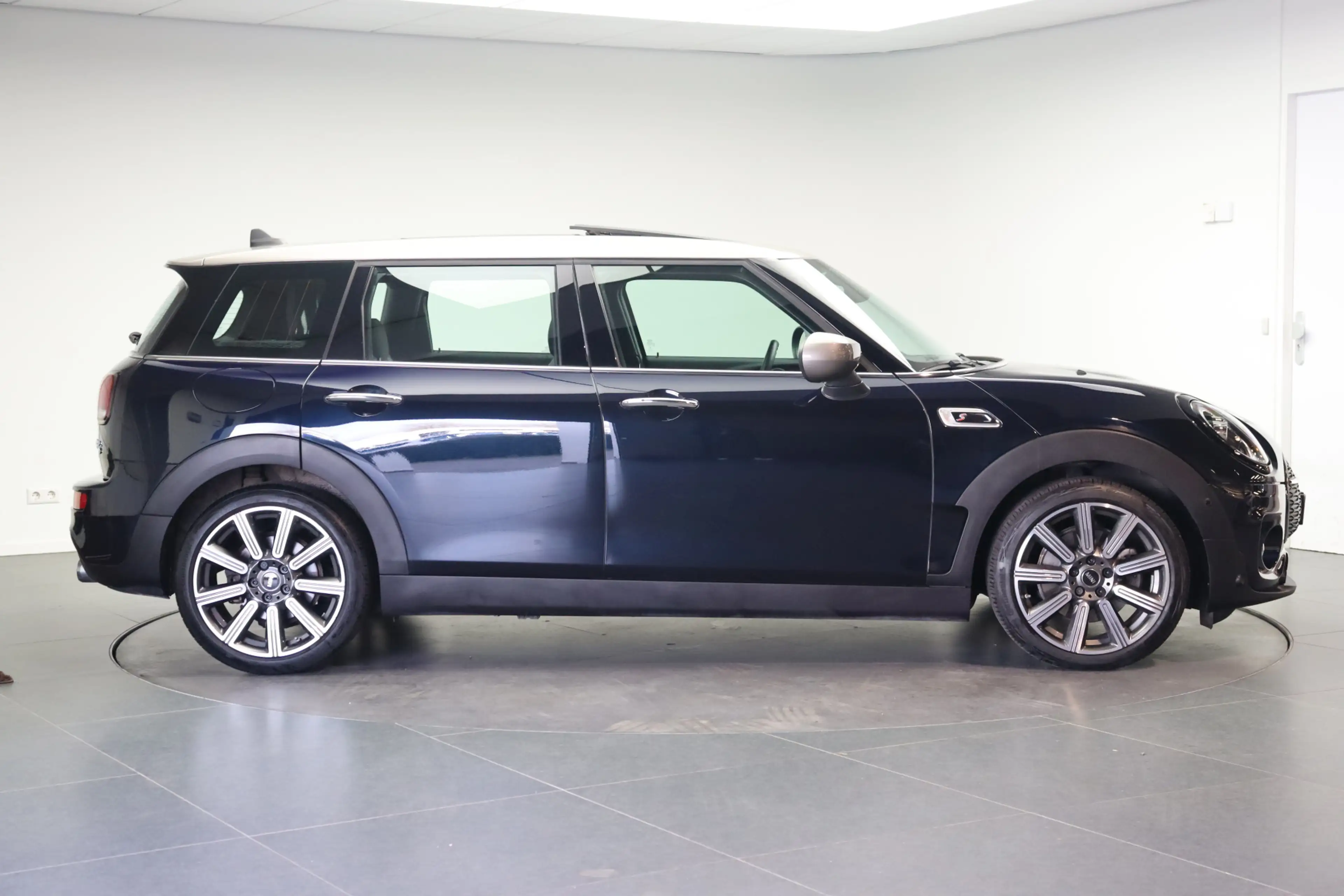 MINI Cooper S Clubman Automaat / Panoramadak / Trekhaak / Achteruitrijca — photo 4