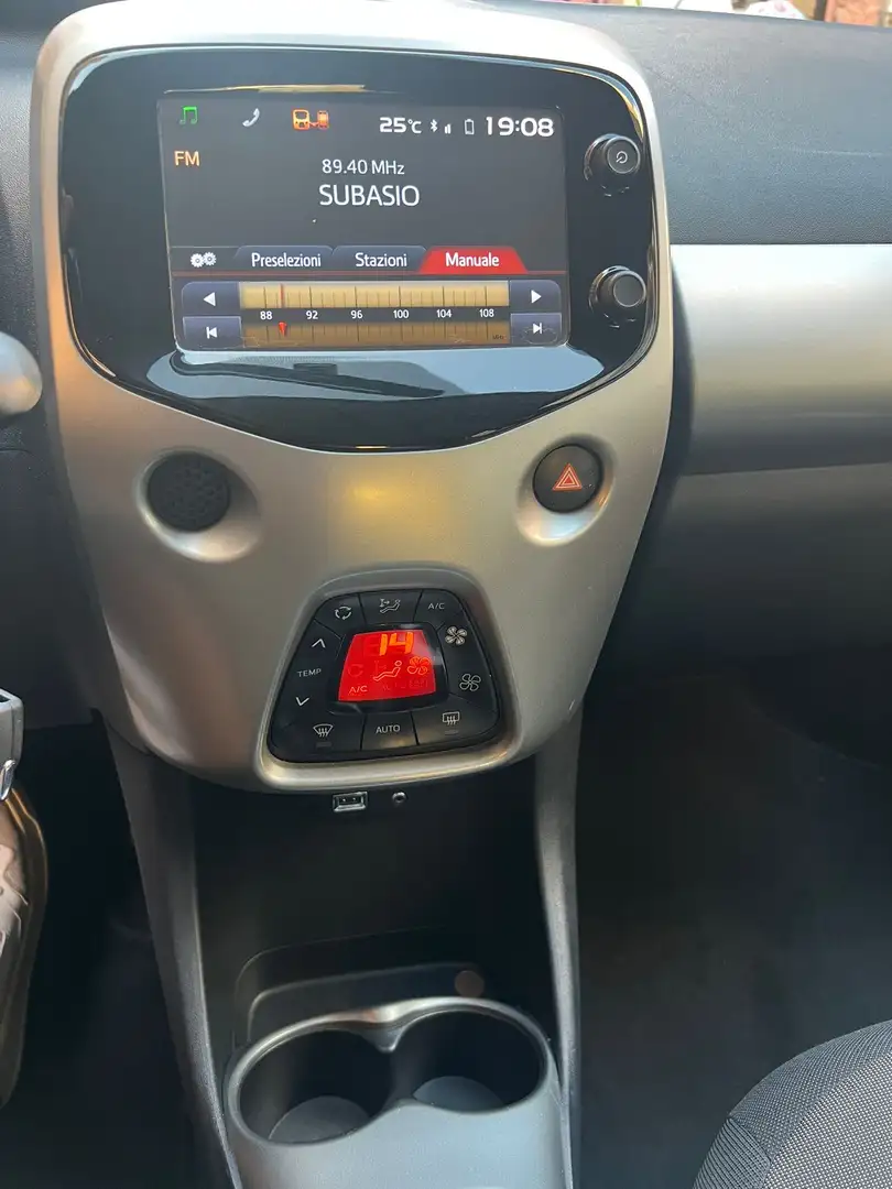 Toyota Aygo 5p 1.0 x-cool my15 - 1